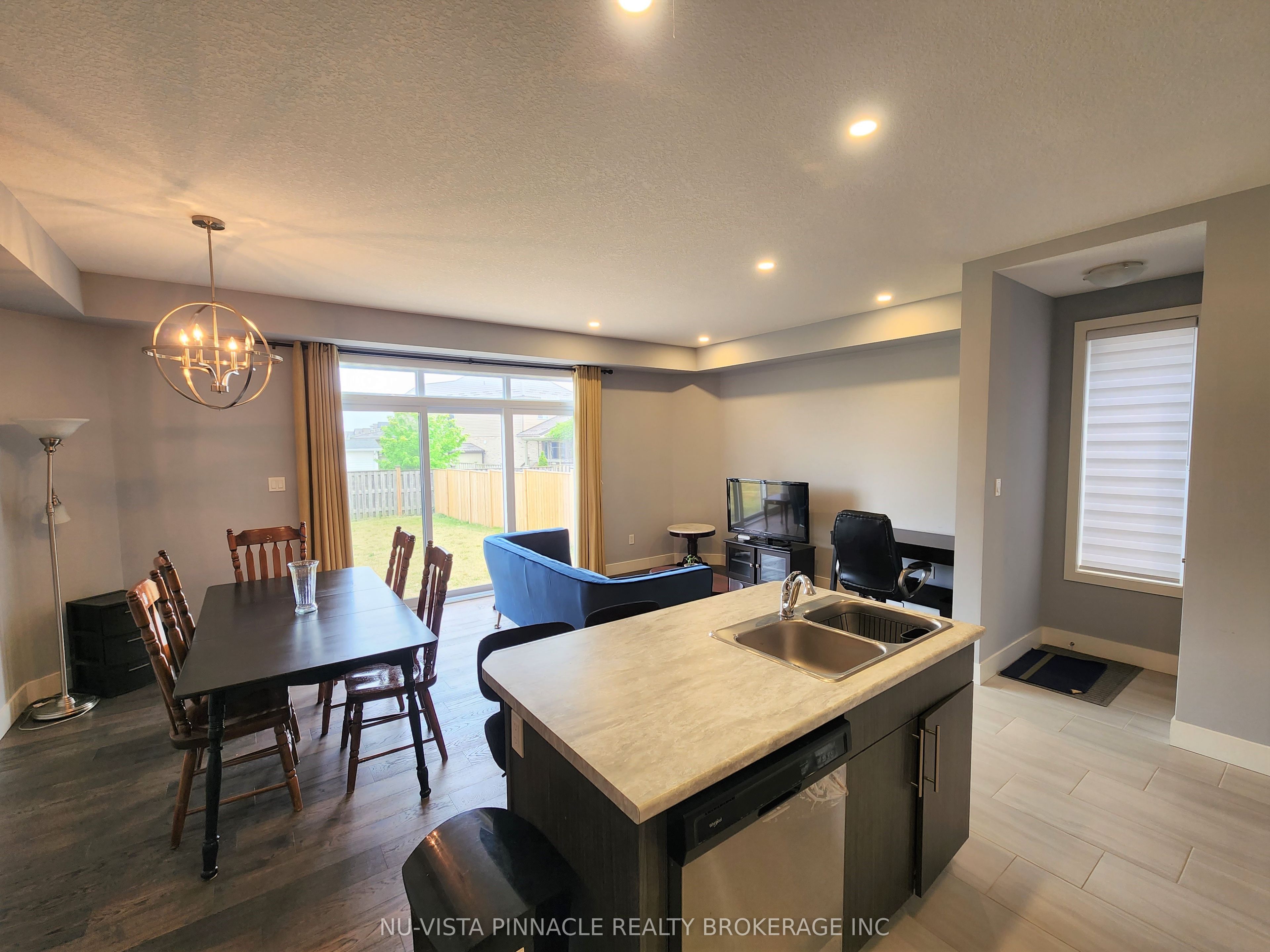 2424 Irish Moss Road Property Photo 16