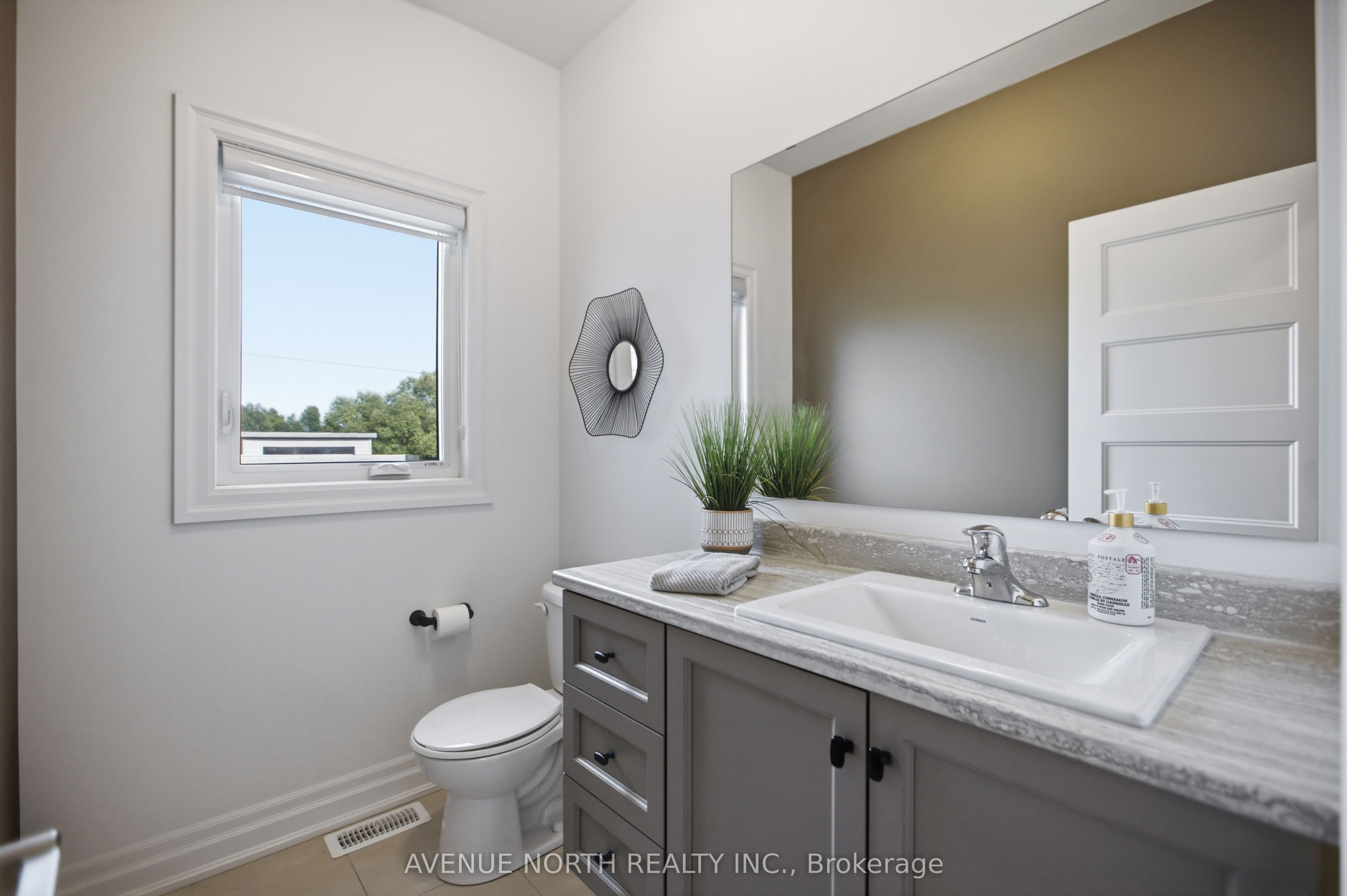 36 Nancy Street Property Photo 13