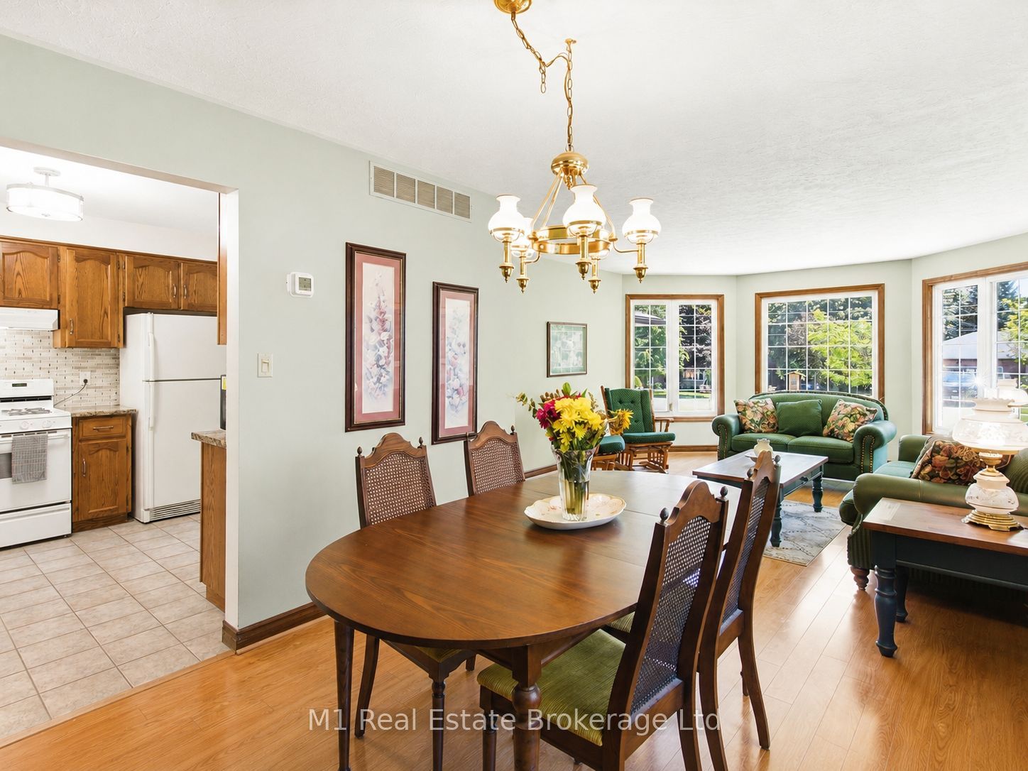 294 Colborne Street Property Photo 13