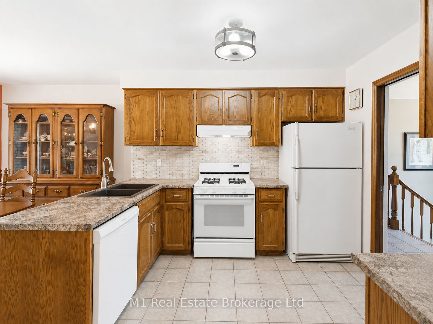 294 Colborne Street Property Photo 14