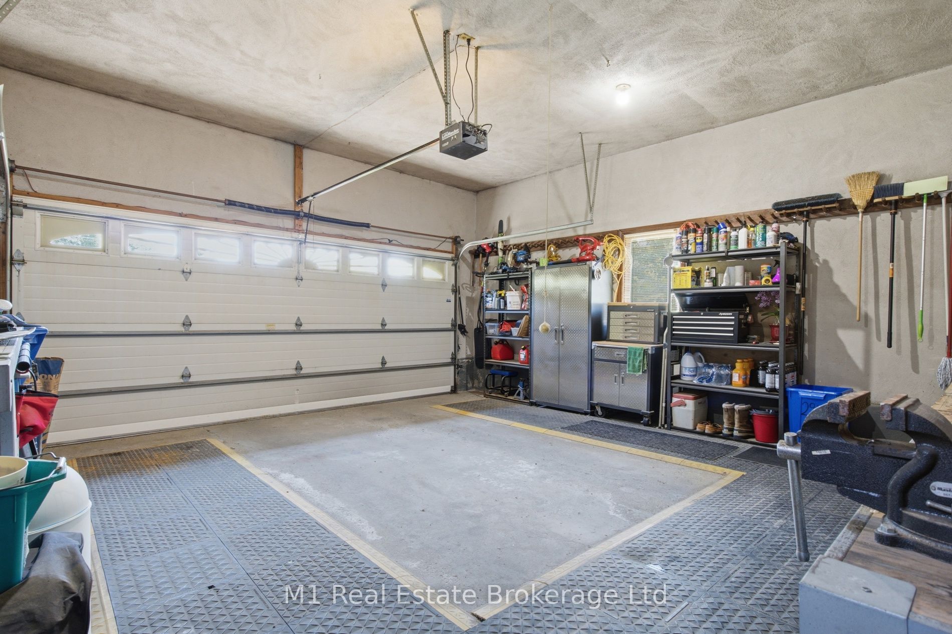294 Colborne Street Property Photo 34
