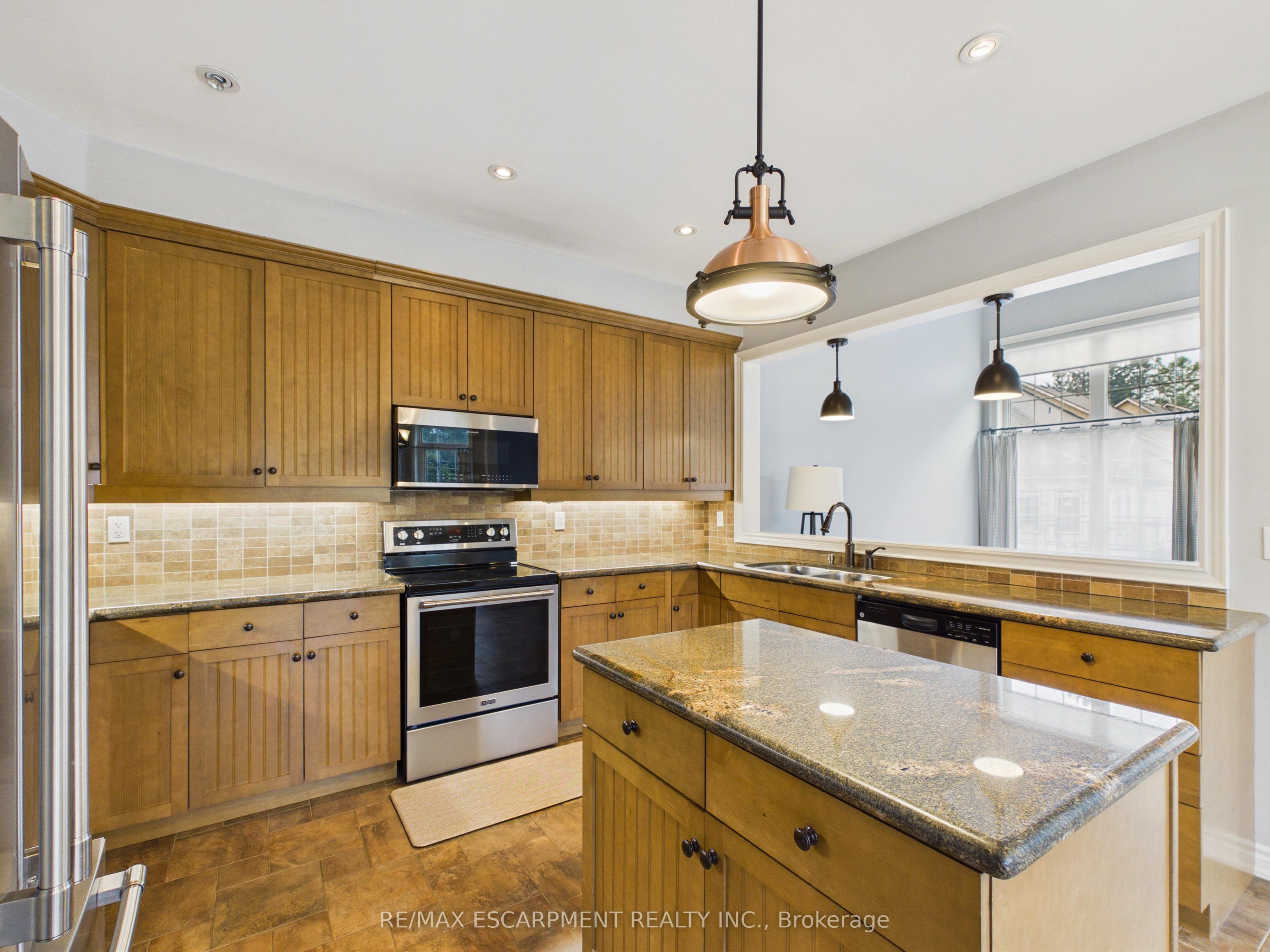 23 Spencer Street Property Photo 8