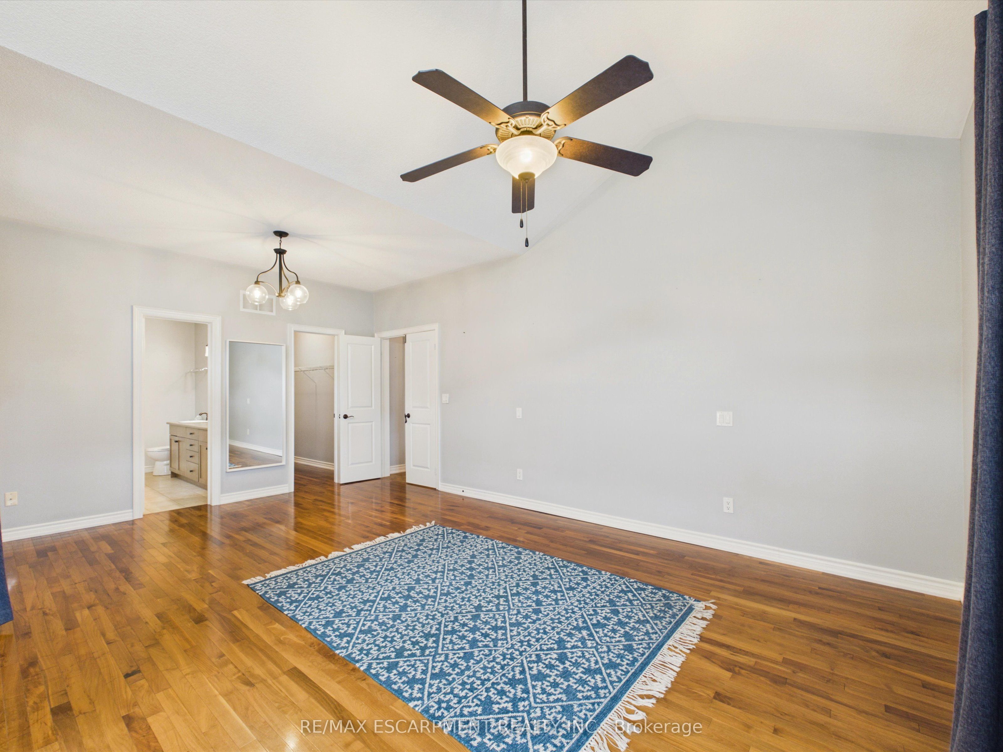 23 Spencer Street Property Photo 17