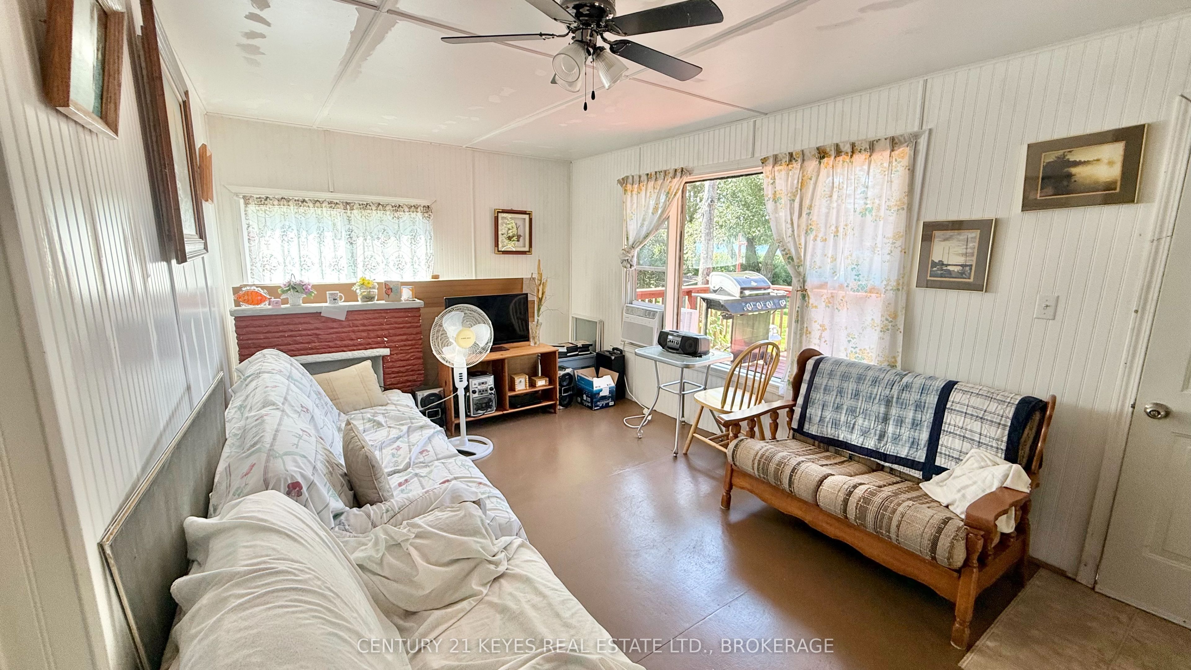 170 Hay Island Property Photo 14