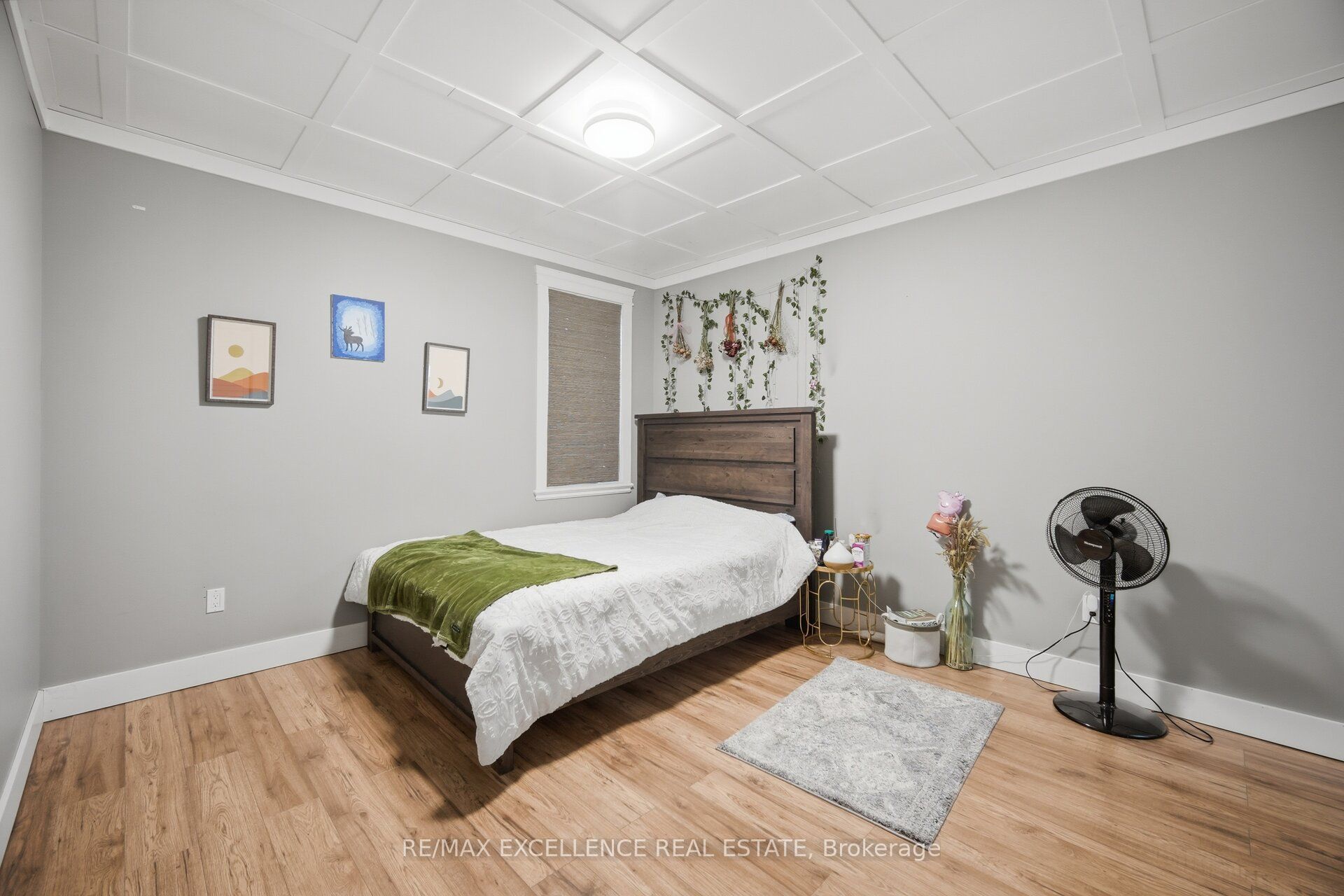 5593 Trafalgar Road Property Photo 37