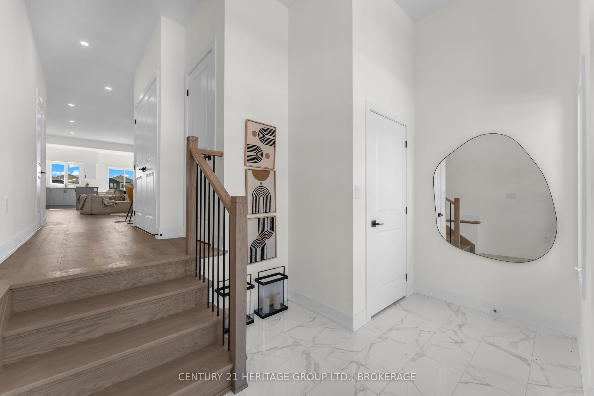 56 Dusenbury Drive Property Photo 4