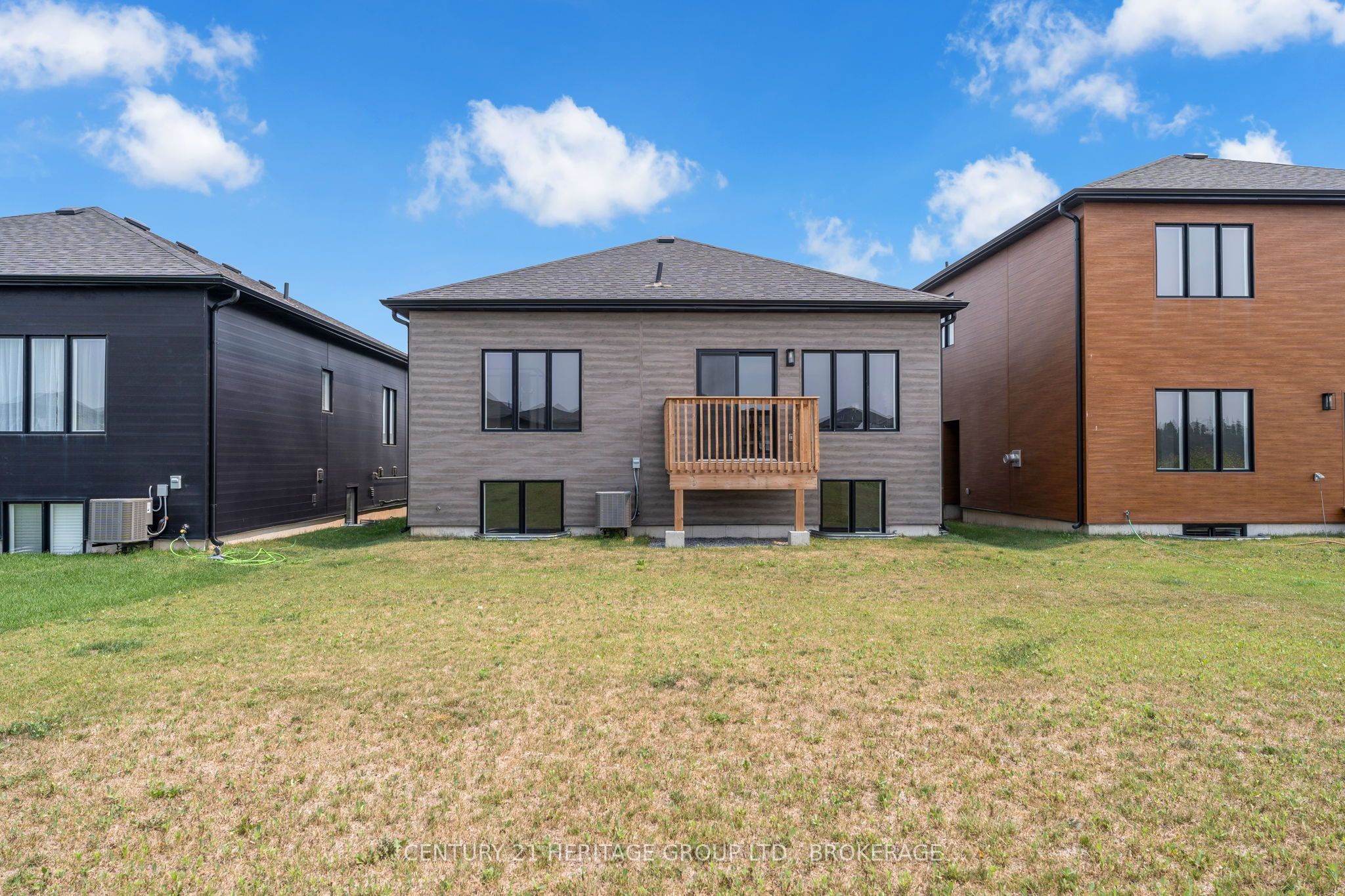 60 Dusenbury Drive Property Photo 2