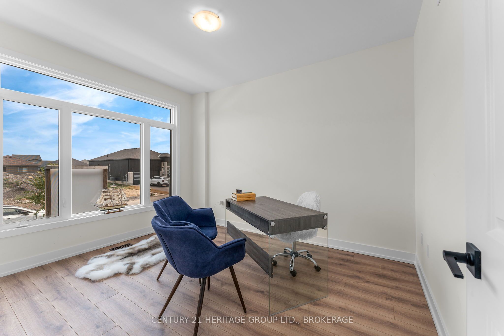 60 Dusenbury Drive Property Photo 14