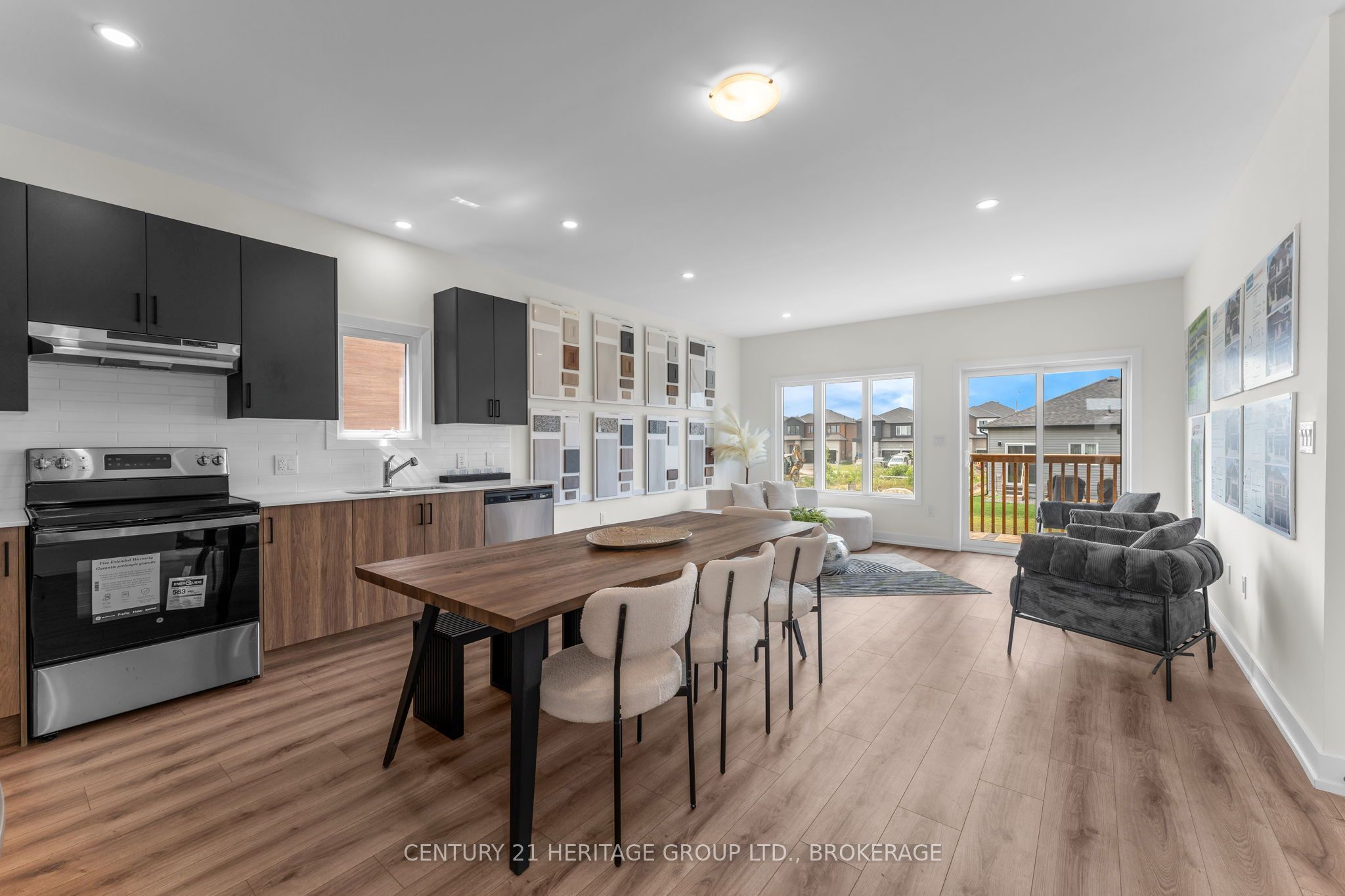 60 Dusenbury Drive Property Photo 19