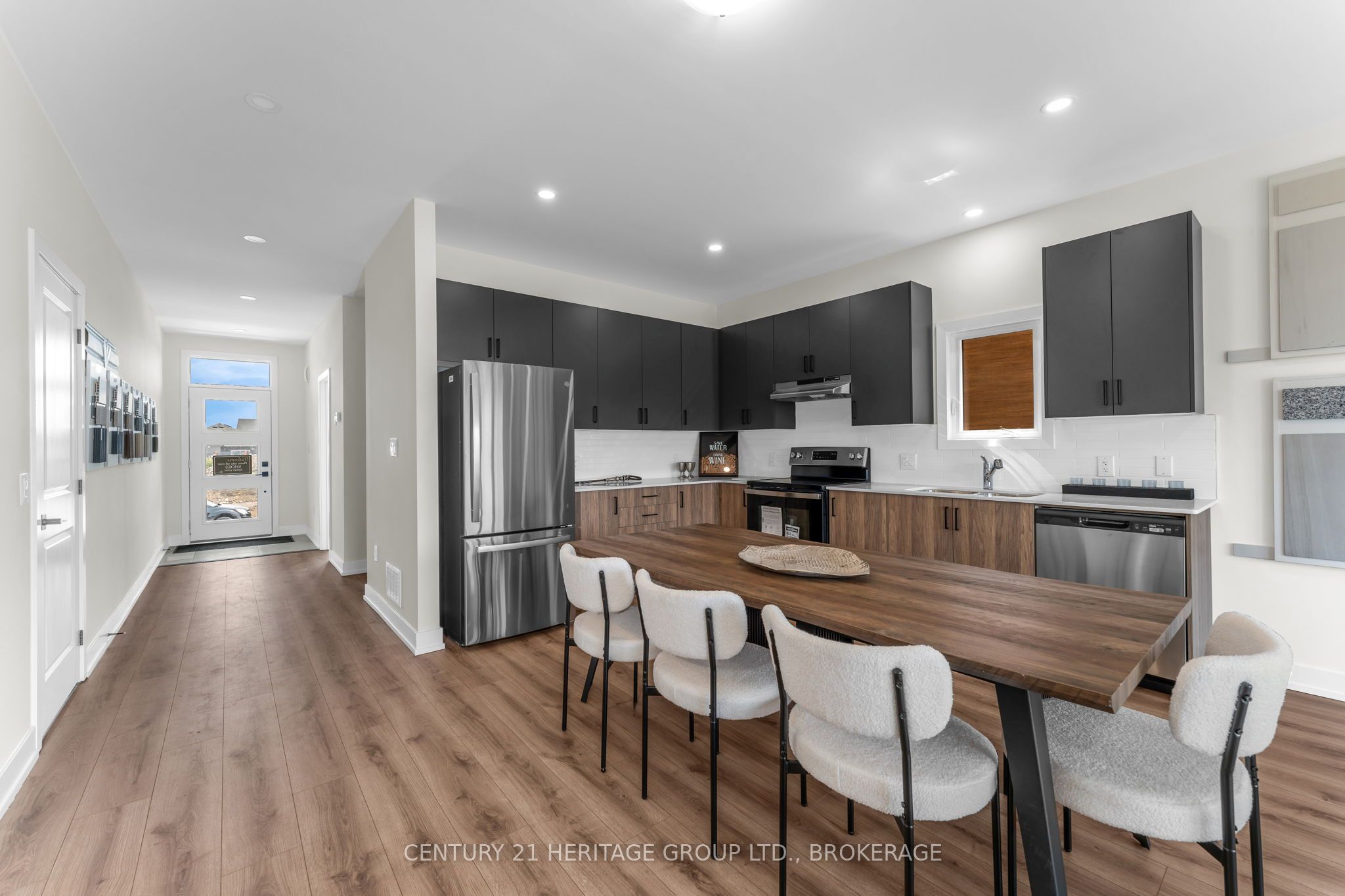 60 Dusenbury Drive Property Photo 22
