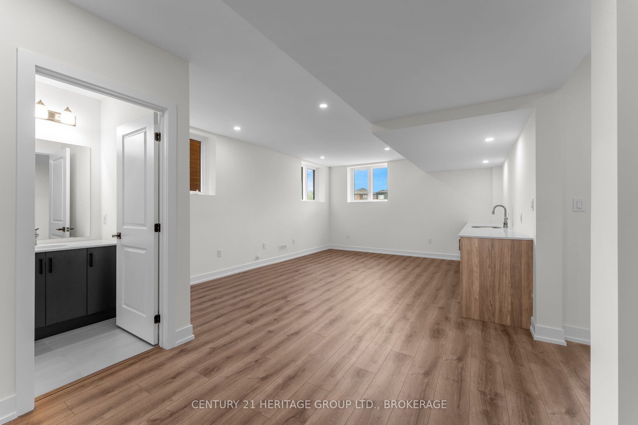 60 Dusenbury Drive Property Photo 31