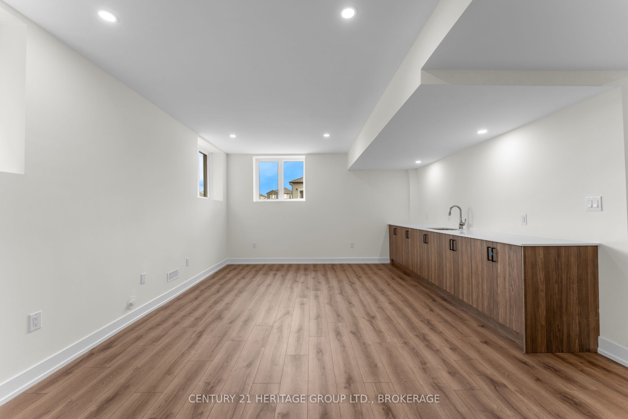 60 Dusenbury Drive Property Photo 32