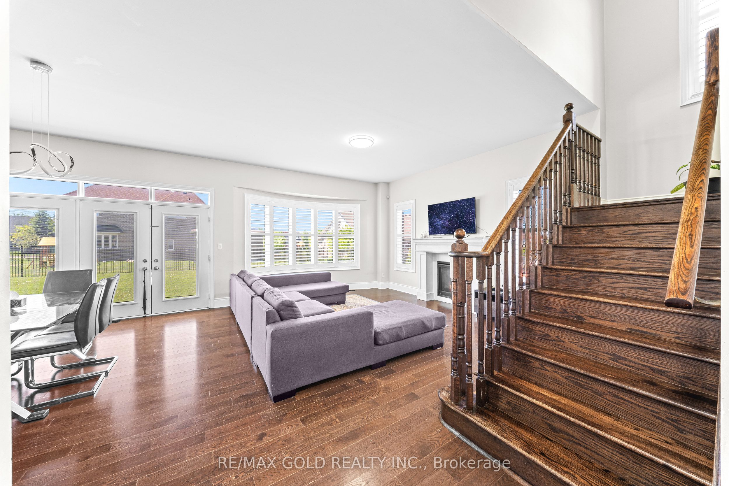 16 Meek Avenue Property Photo 17