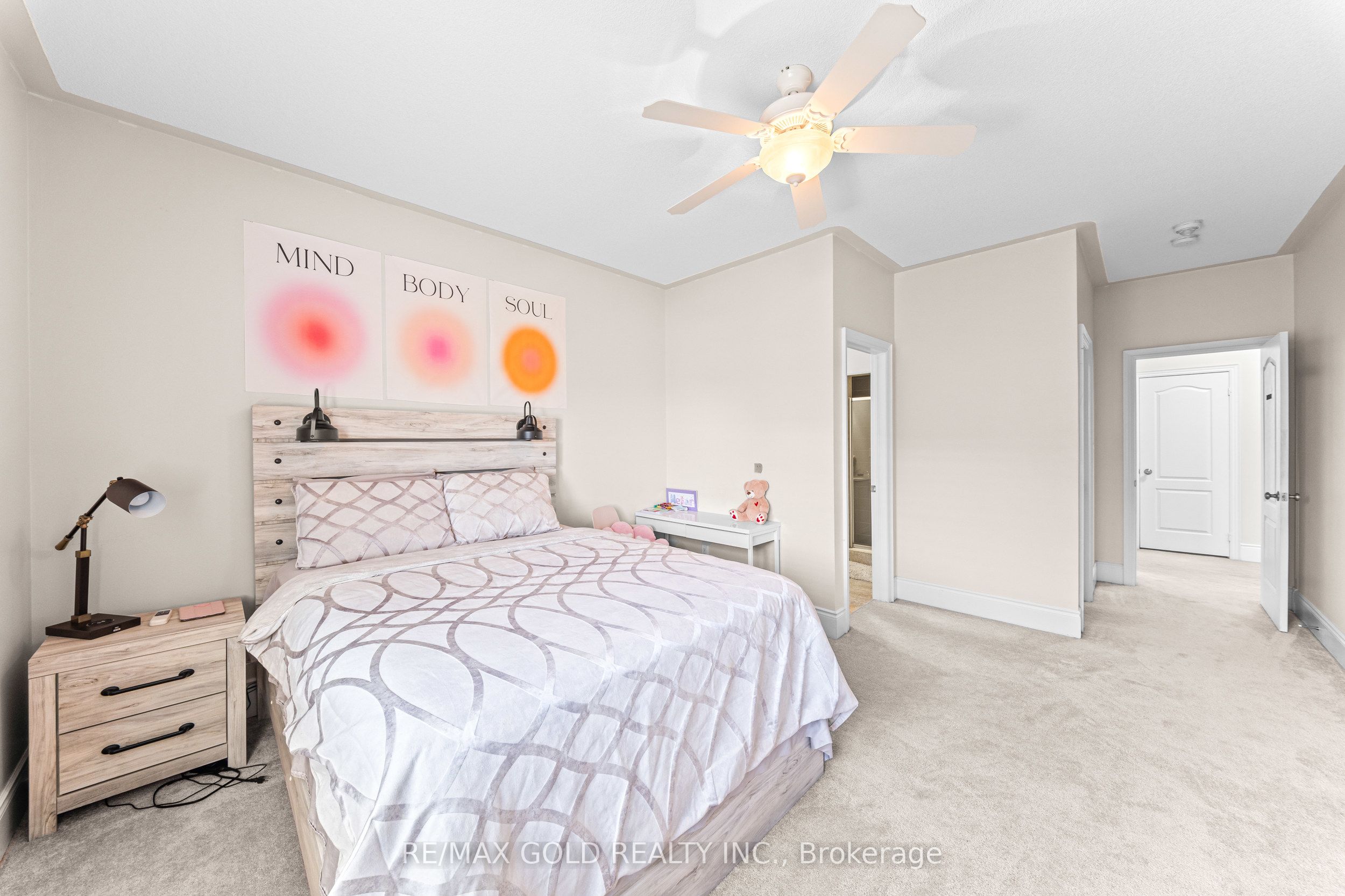 16 Meek Avenue Property Photo 41