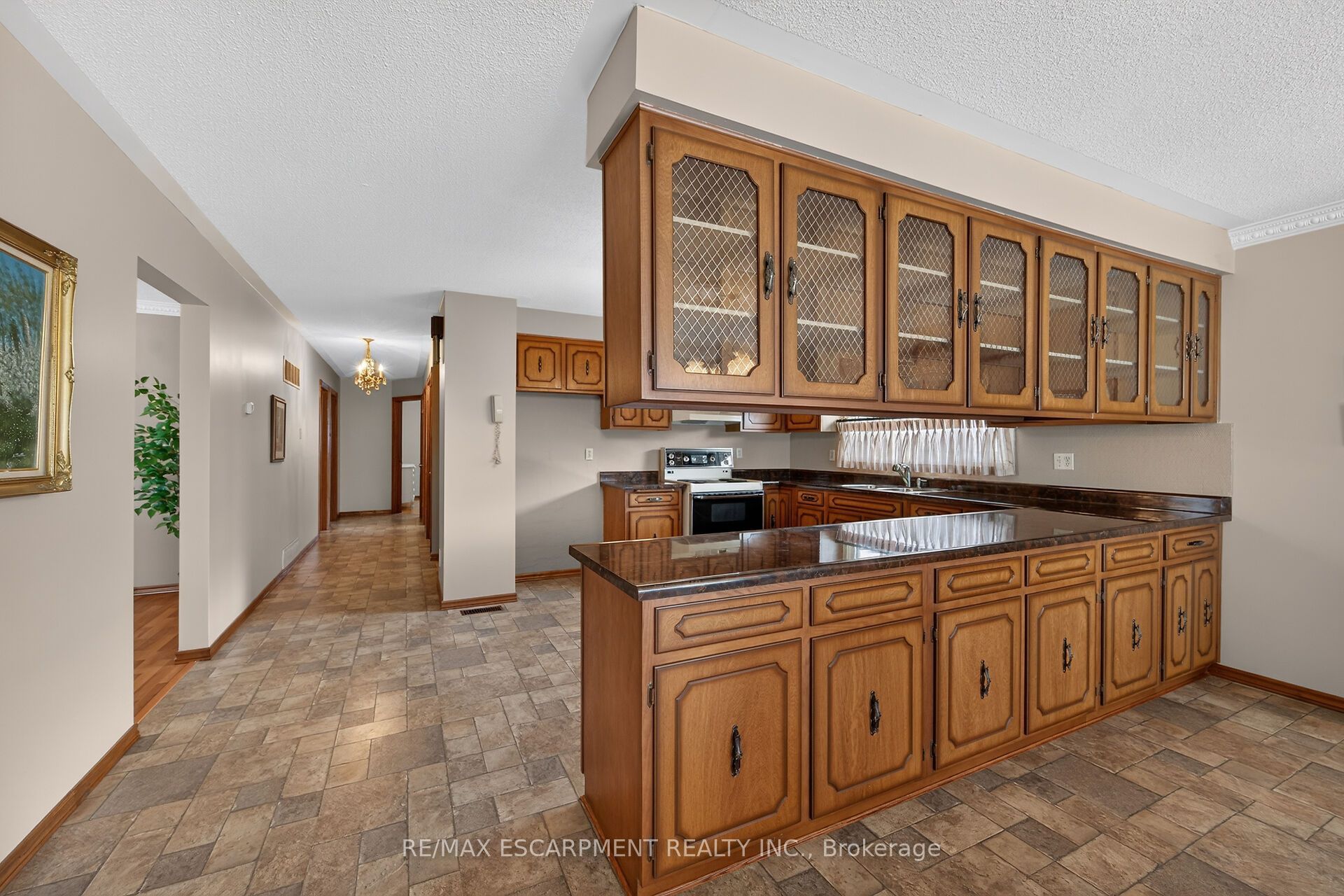 39 Algonquin Court Property Photo 12