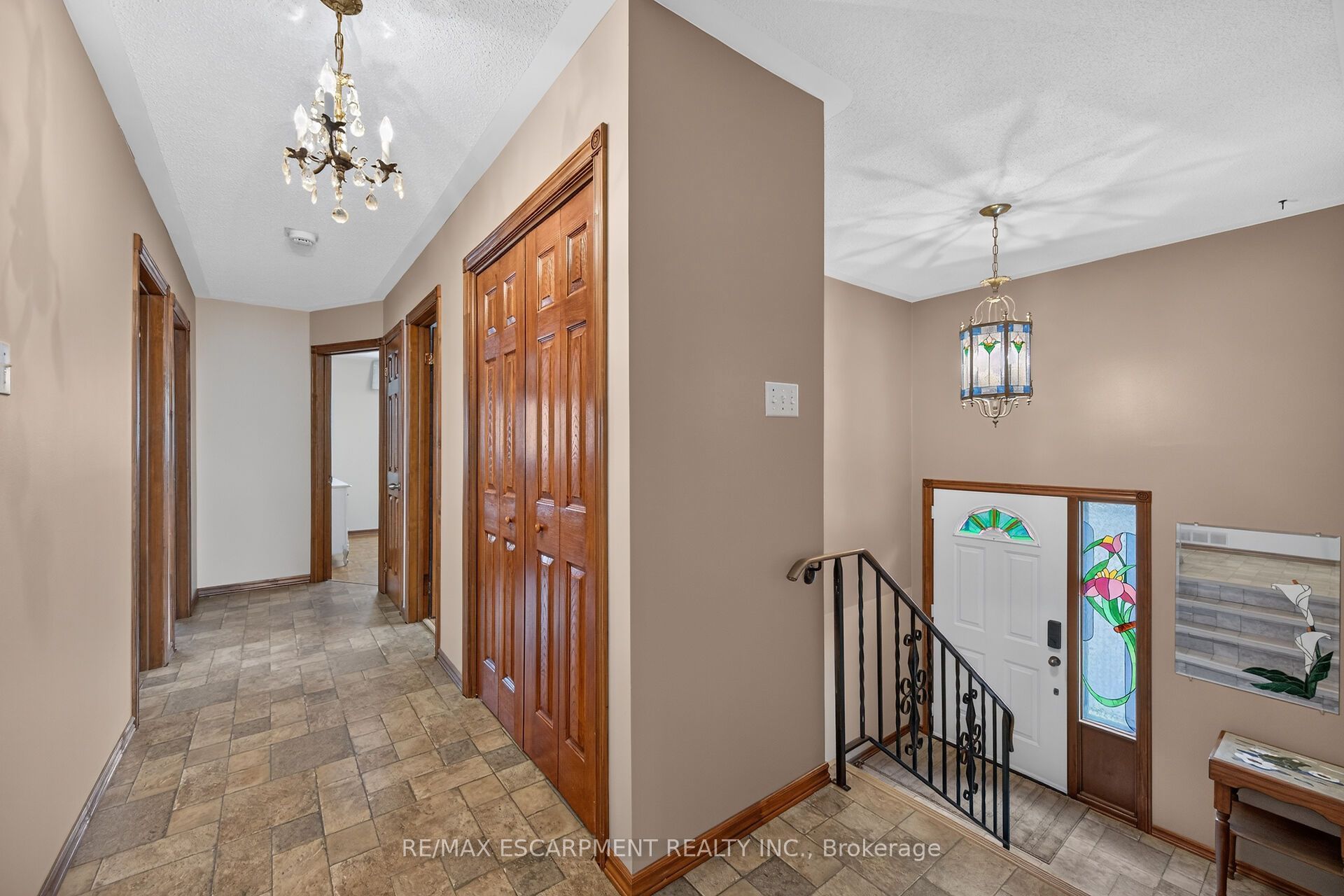 39 Algonquin Court Property Photo 18