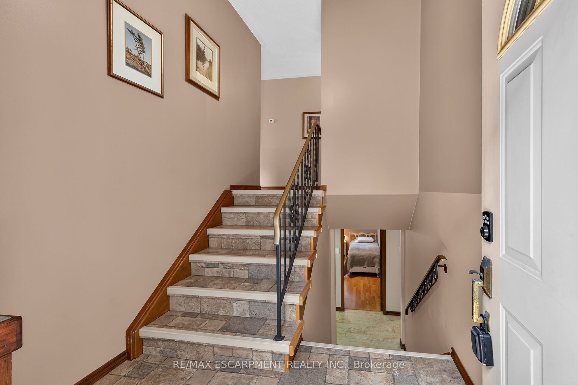 39 Algonquin Court Property Photo 28