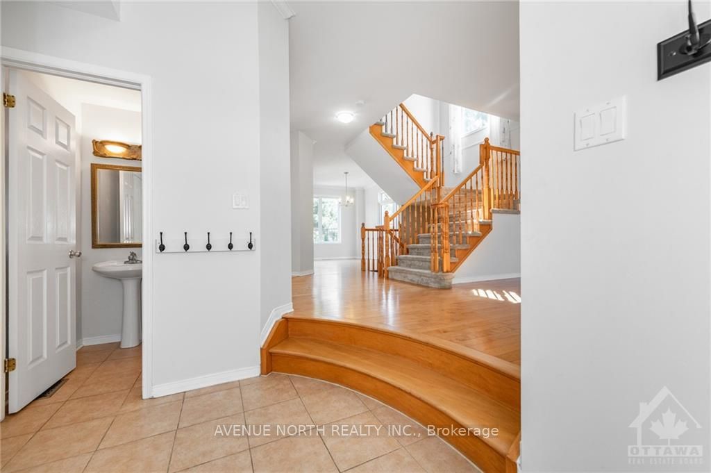 2370 Le Ruisseau Circle Property Photo 3