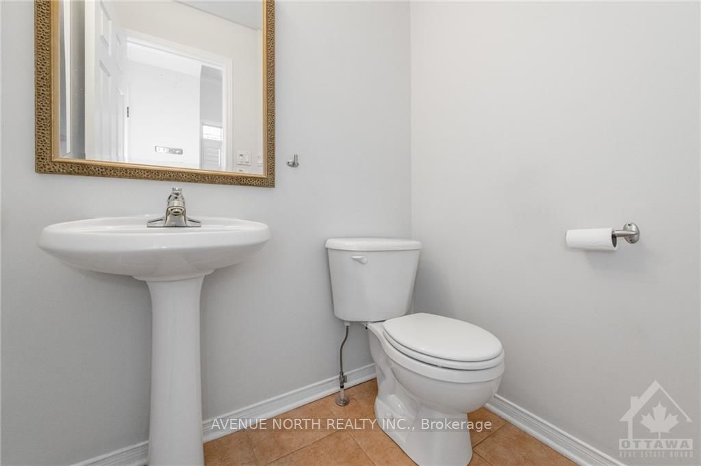 2370 Le Ruisseau Circle Property Photo 4