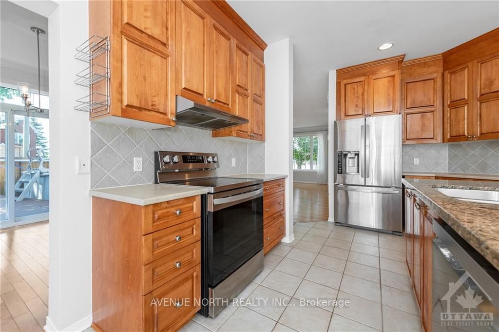 2370 Le Ruisseau Circle Property Photo 9