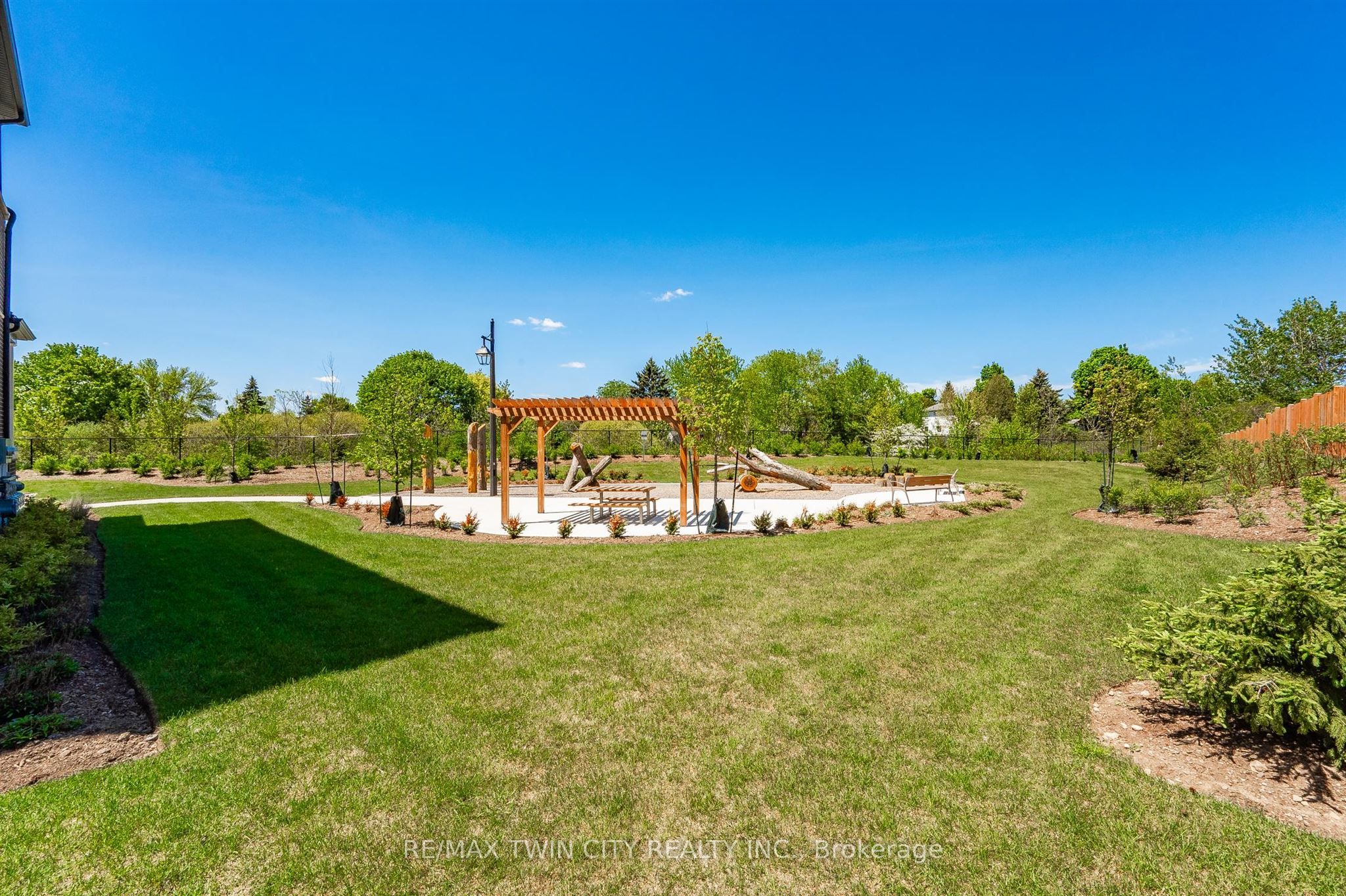 14 Sora Lane Property Photo 48