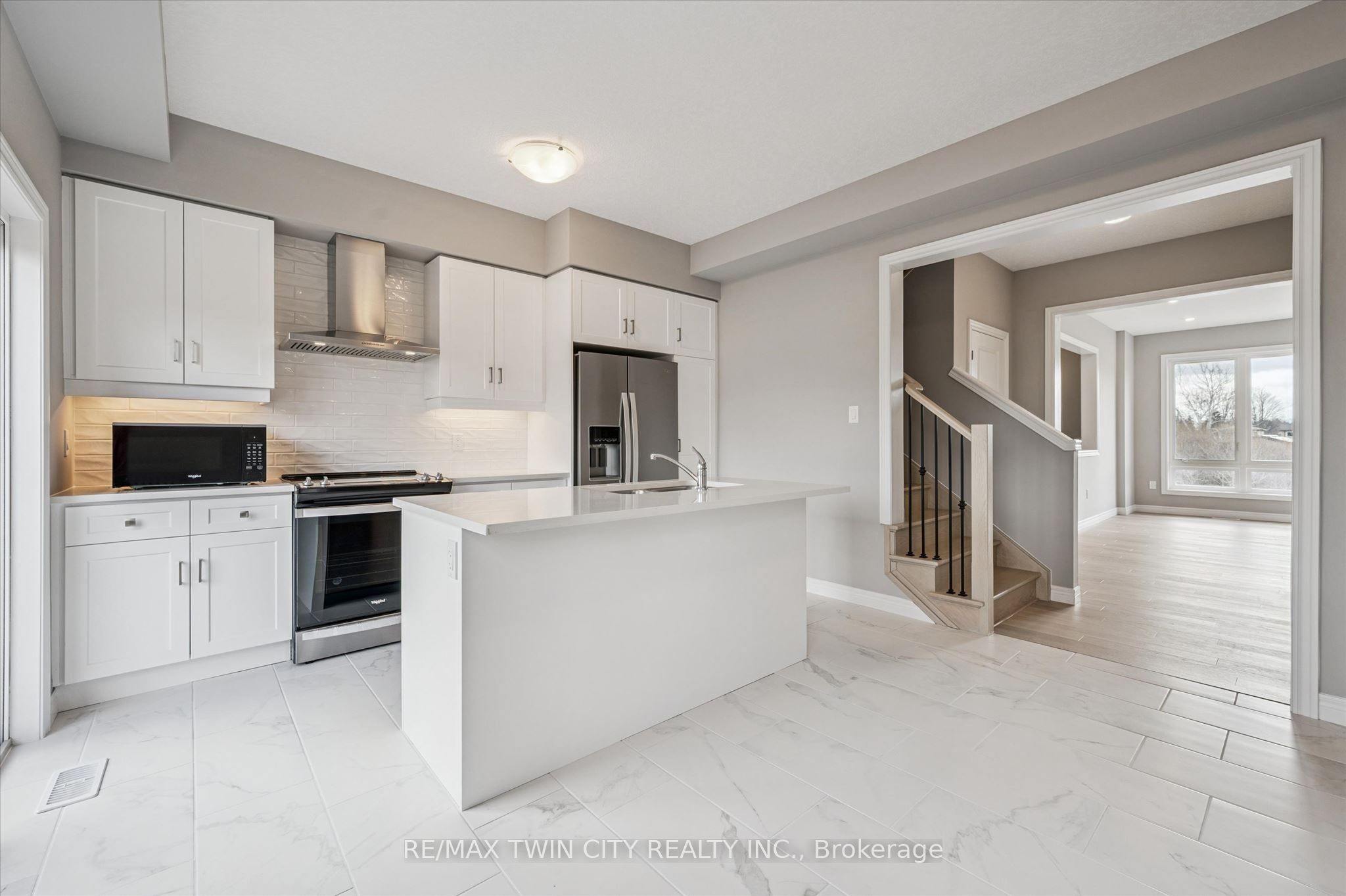 27 Sora Lane Property Photo 13