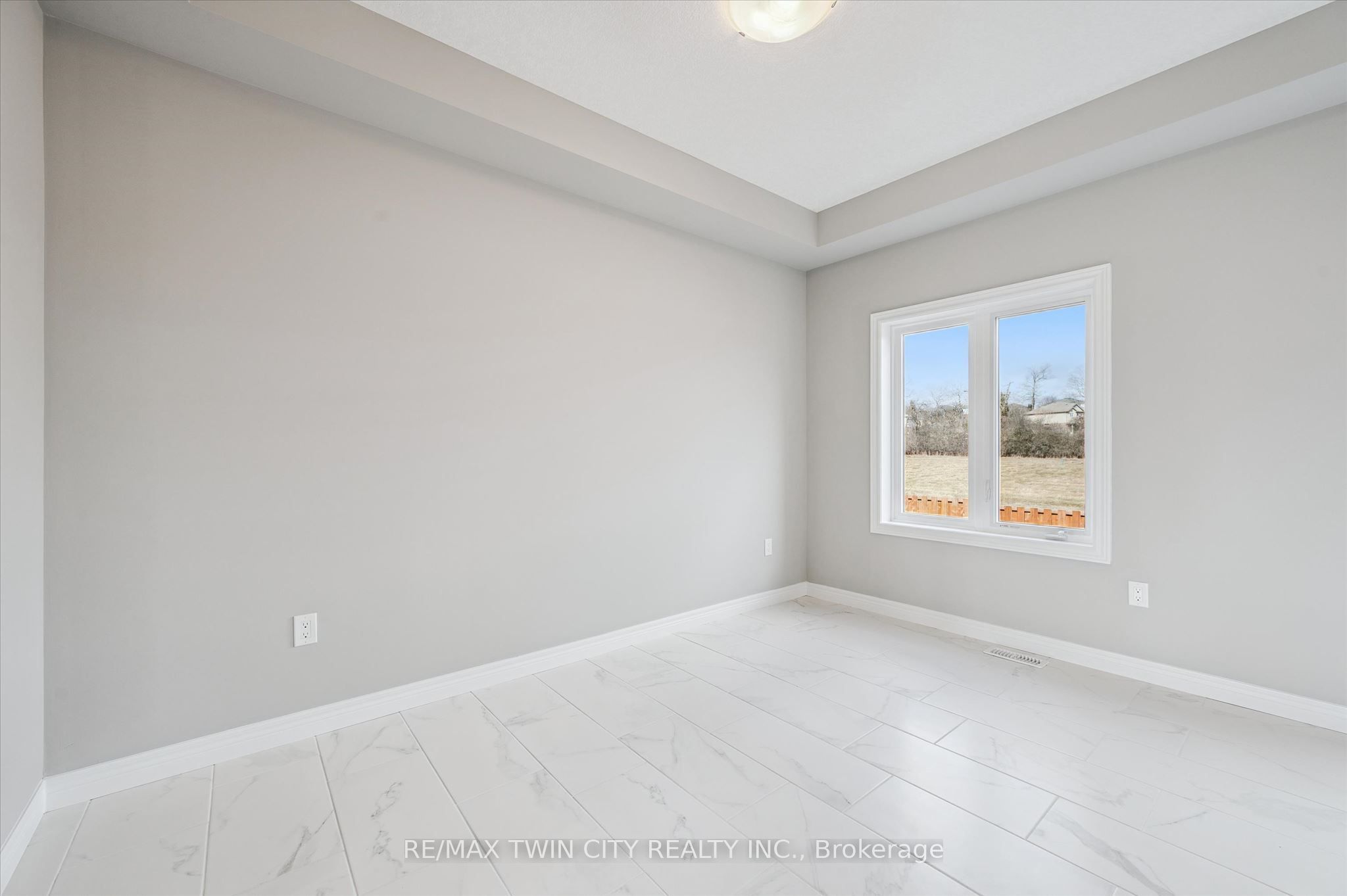 27 Sora Lane Property Photo 16