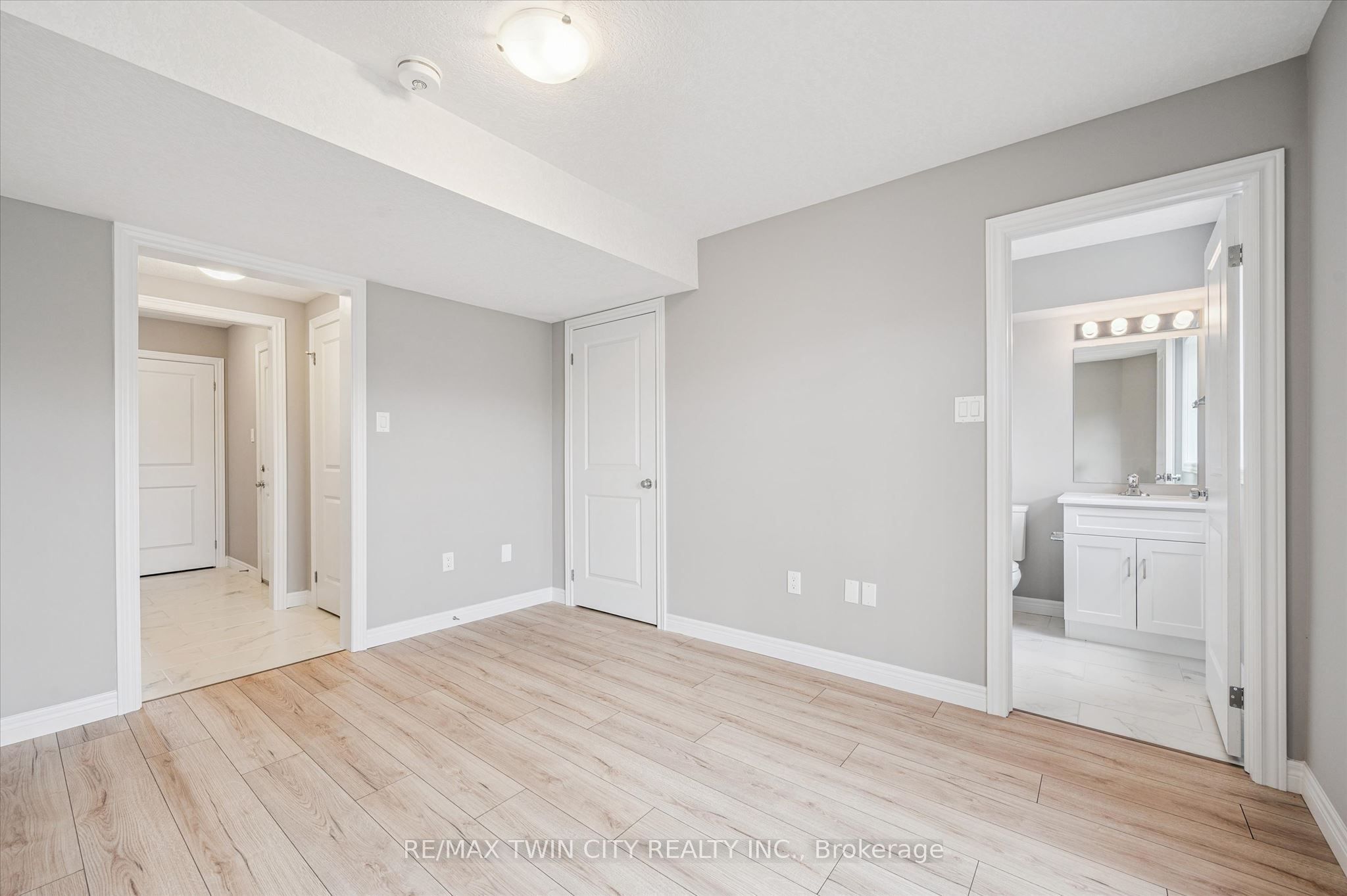 27 Sora Lane Property Photo 29