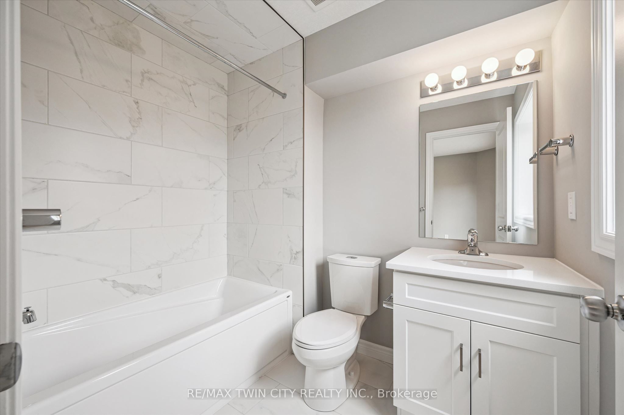 27 Sora Lane Property Photo 30