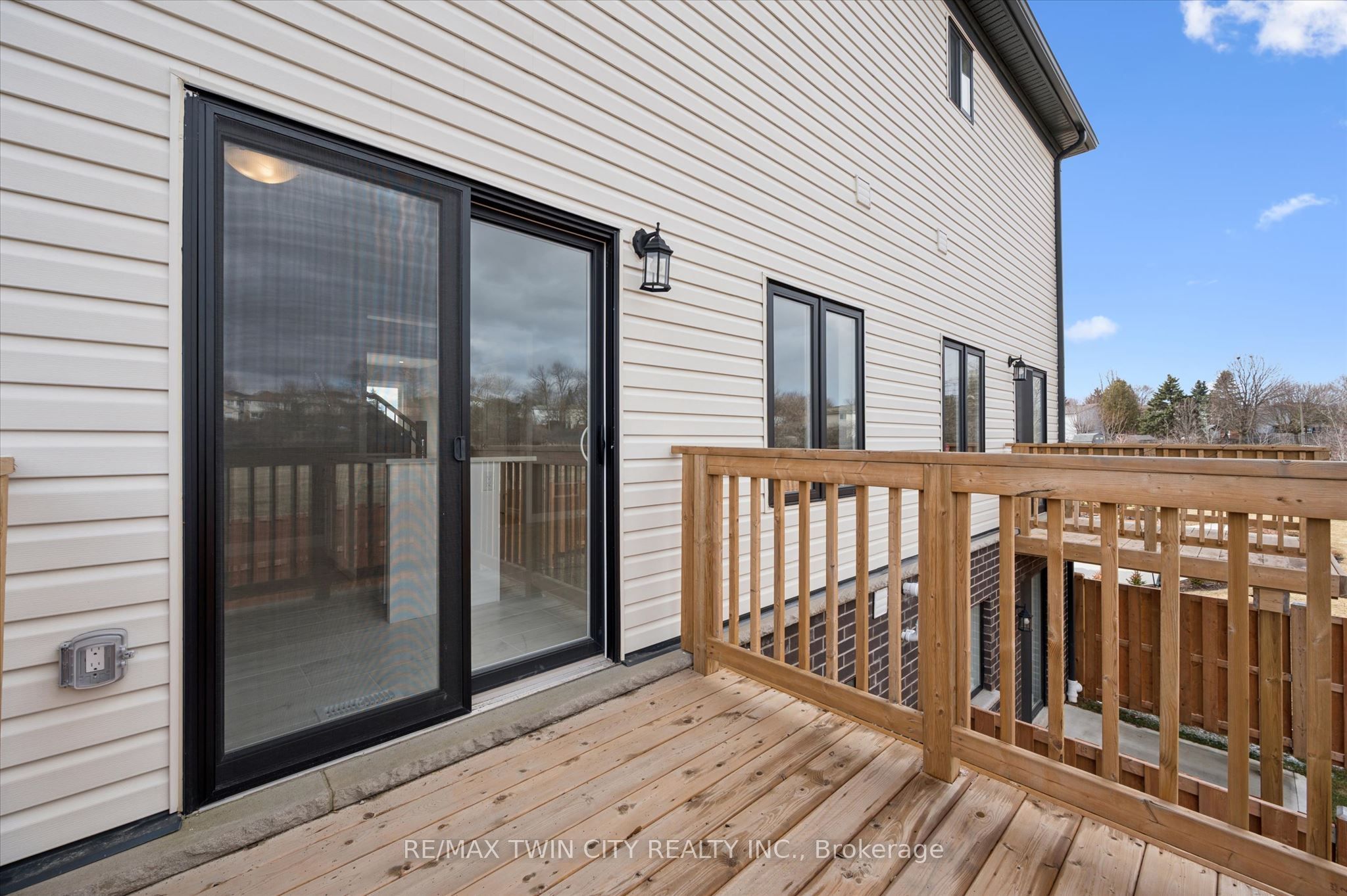 27 Sora Lane Property Photo 32
