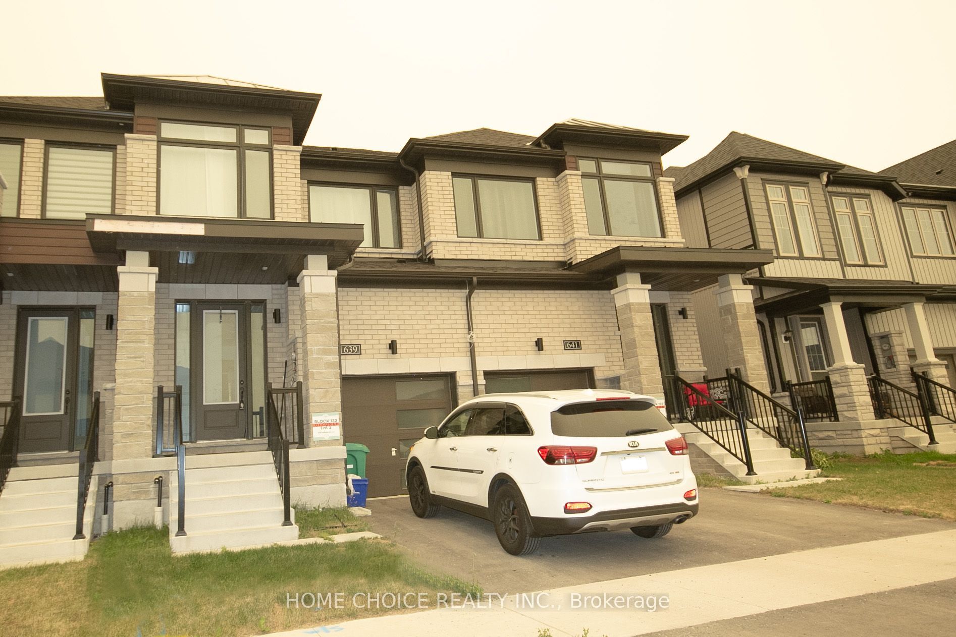 639 Pollock Grove Property Photo 2