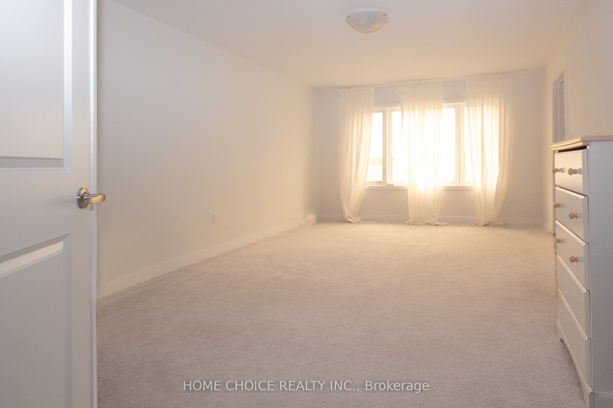 639 Pollock Grove Property Photo 13