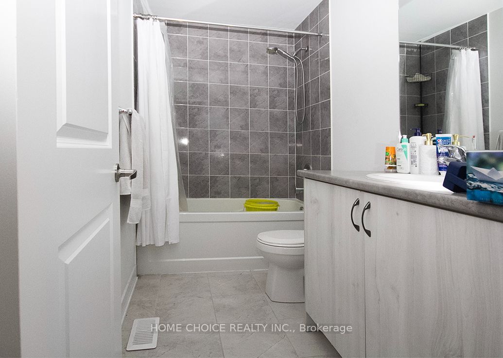 639 Pollock Grove Property Photo 21