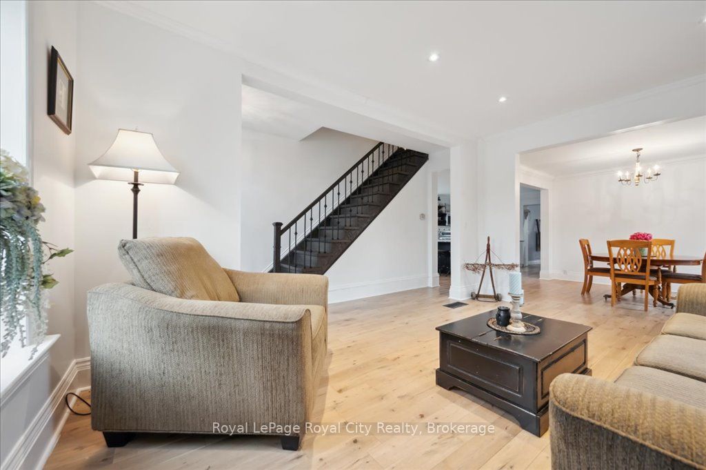 42 Bielby Street Property Photo 7