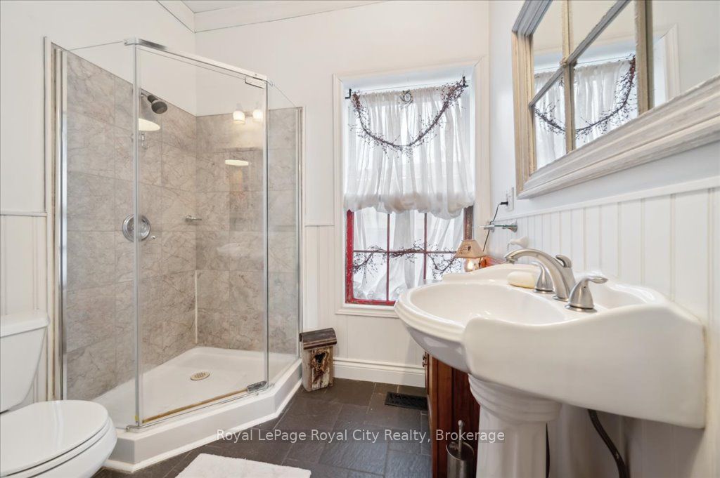 42 Bielby Street Property Photo 25