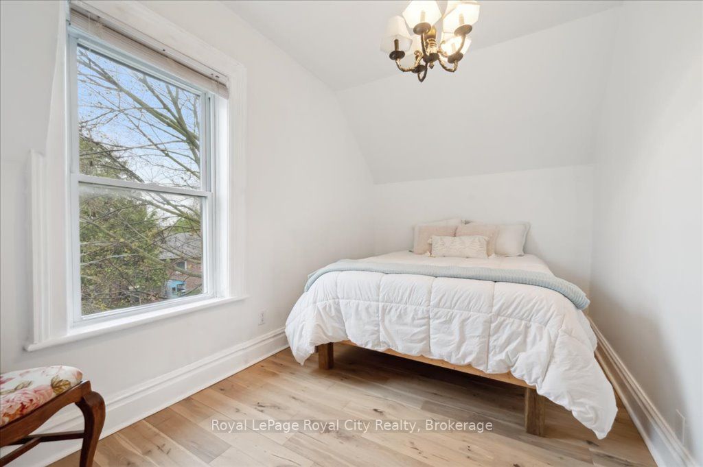 42 Bielby Street Property Photo 28