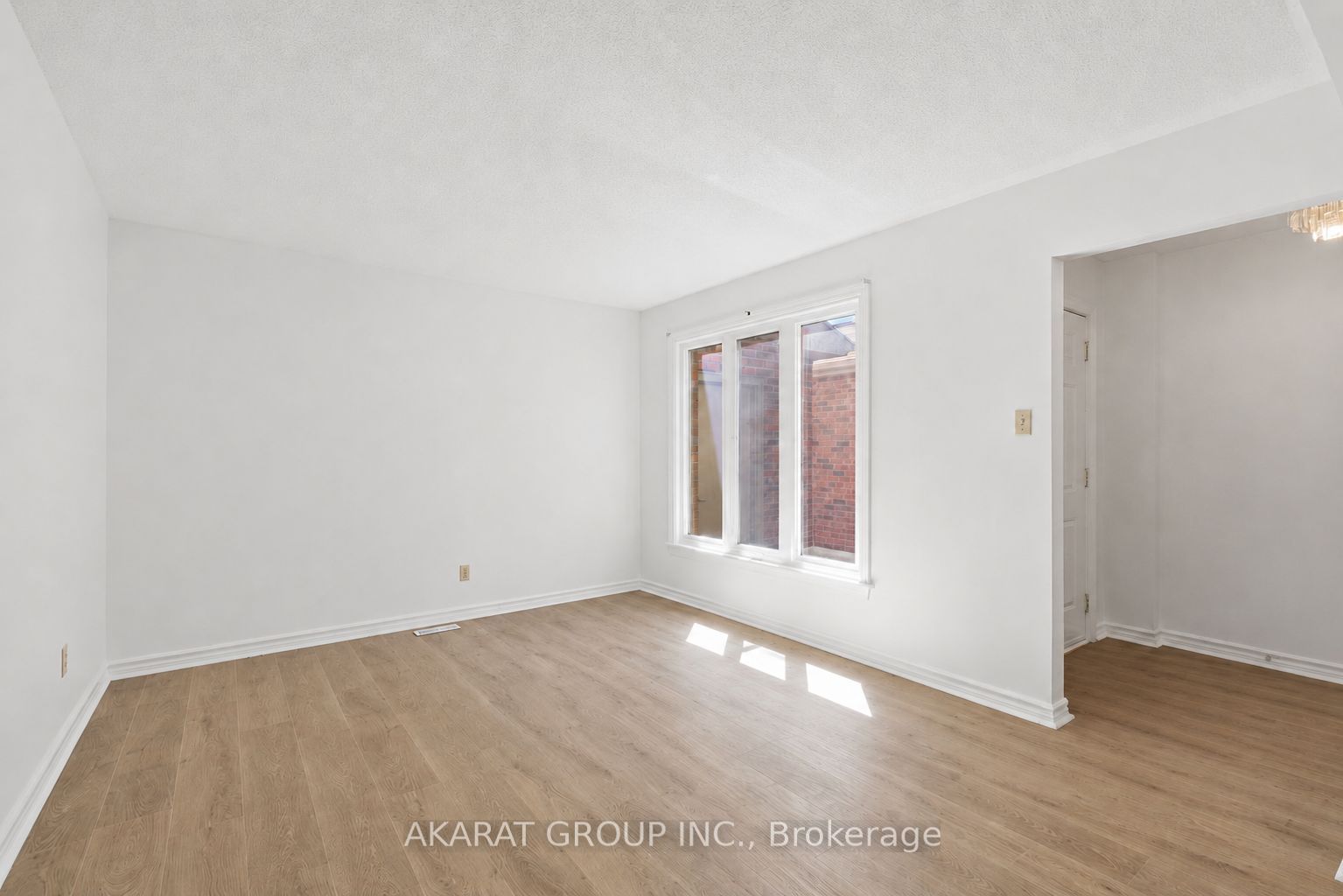 70 Sunnyside Drive 9 Property Photo 7