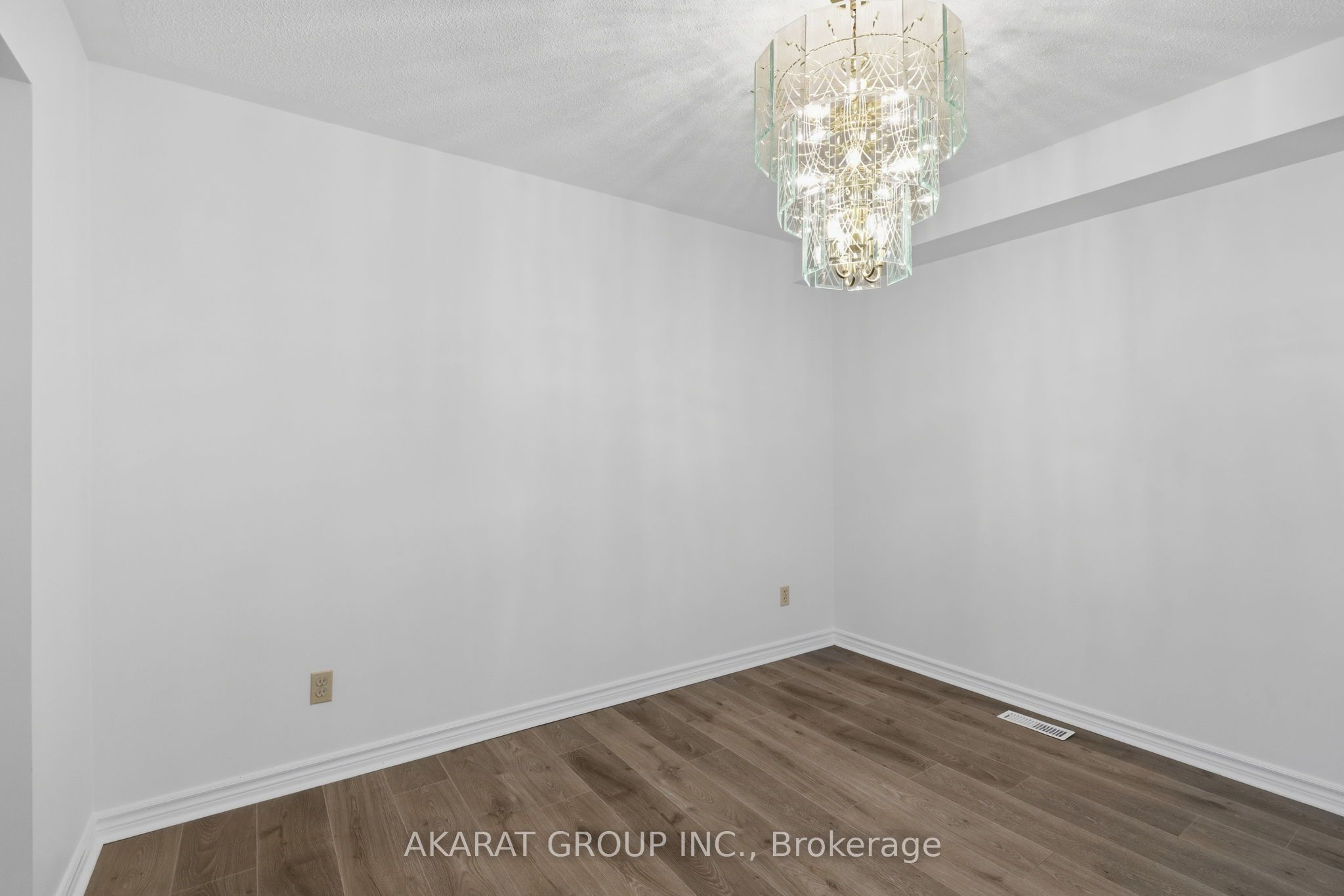 70 Sunnyside Drive 9 Property Photo 14