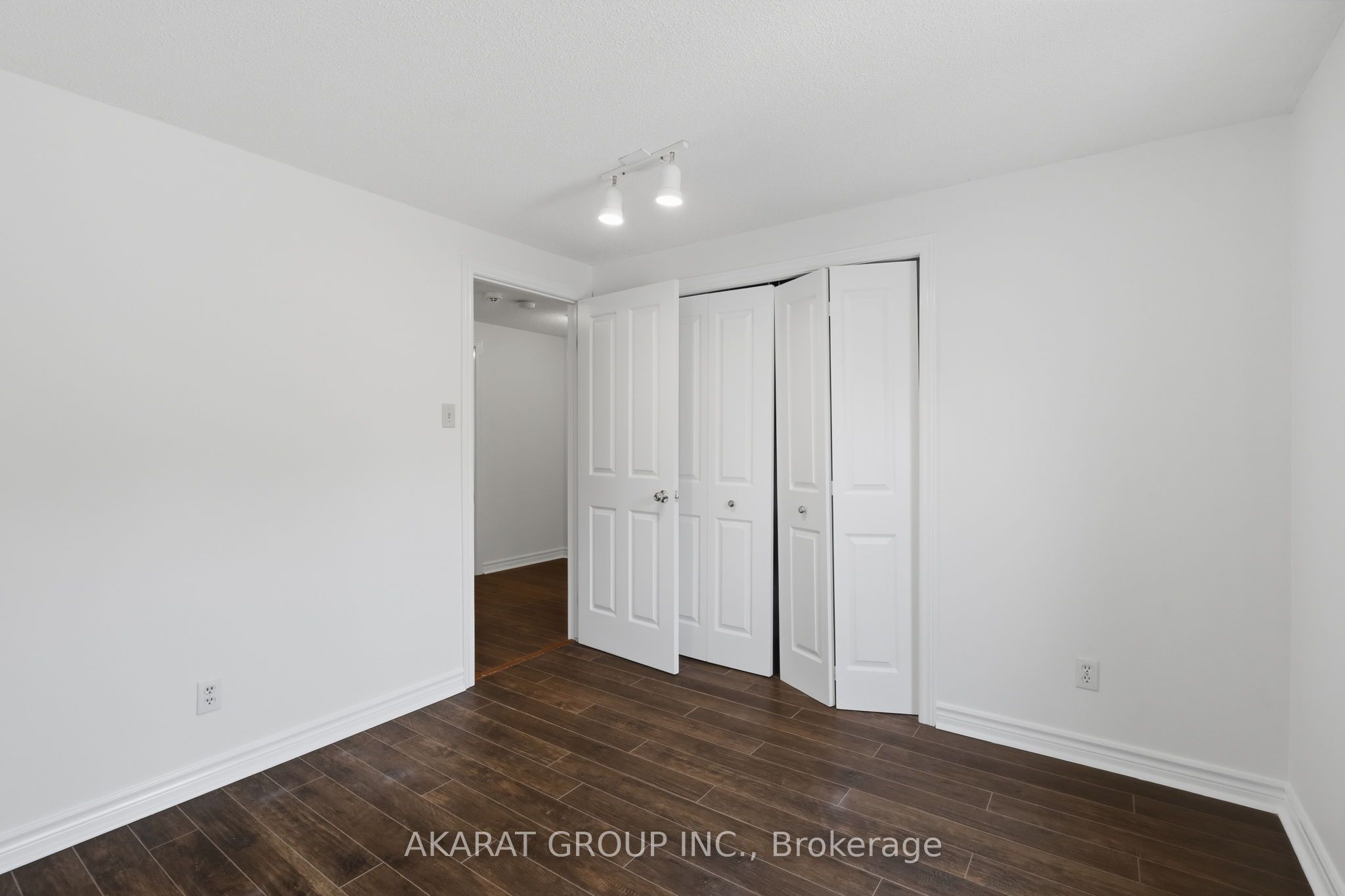 70 Sunnyside Drive 9 Property Photo 35
