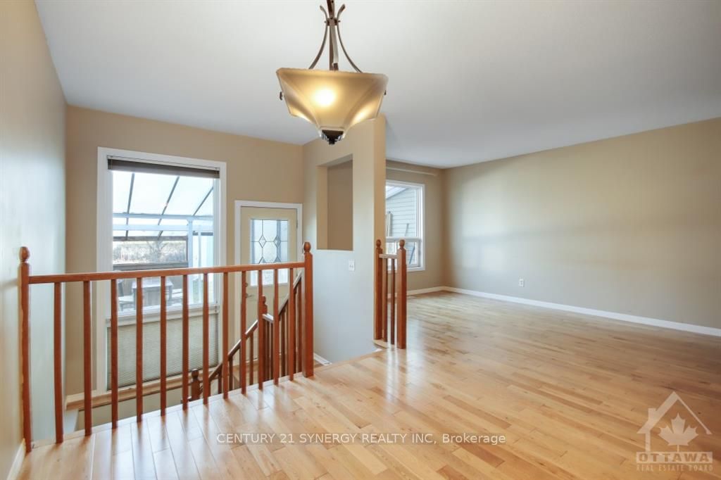 532 Pocono Crescent Property Photo 10