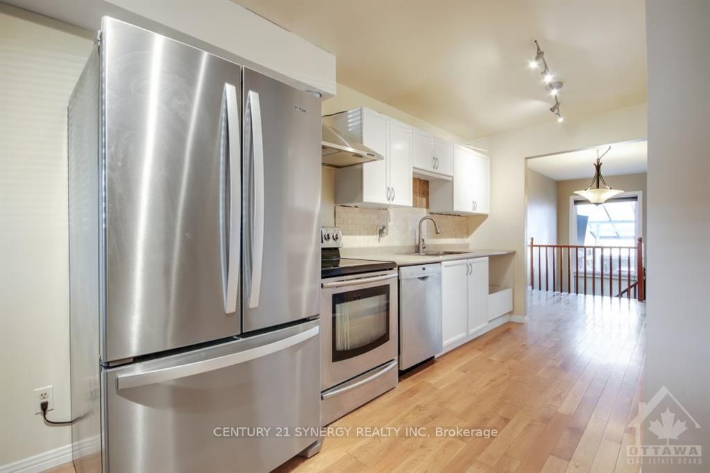 532 Pocono Crescent Property Photo 11