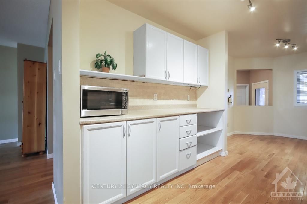 532 Pocono Crescent Property Photo 15