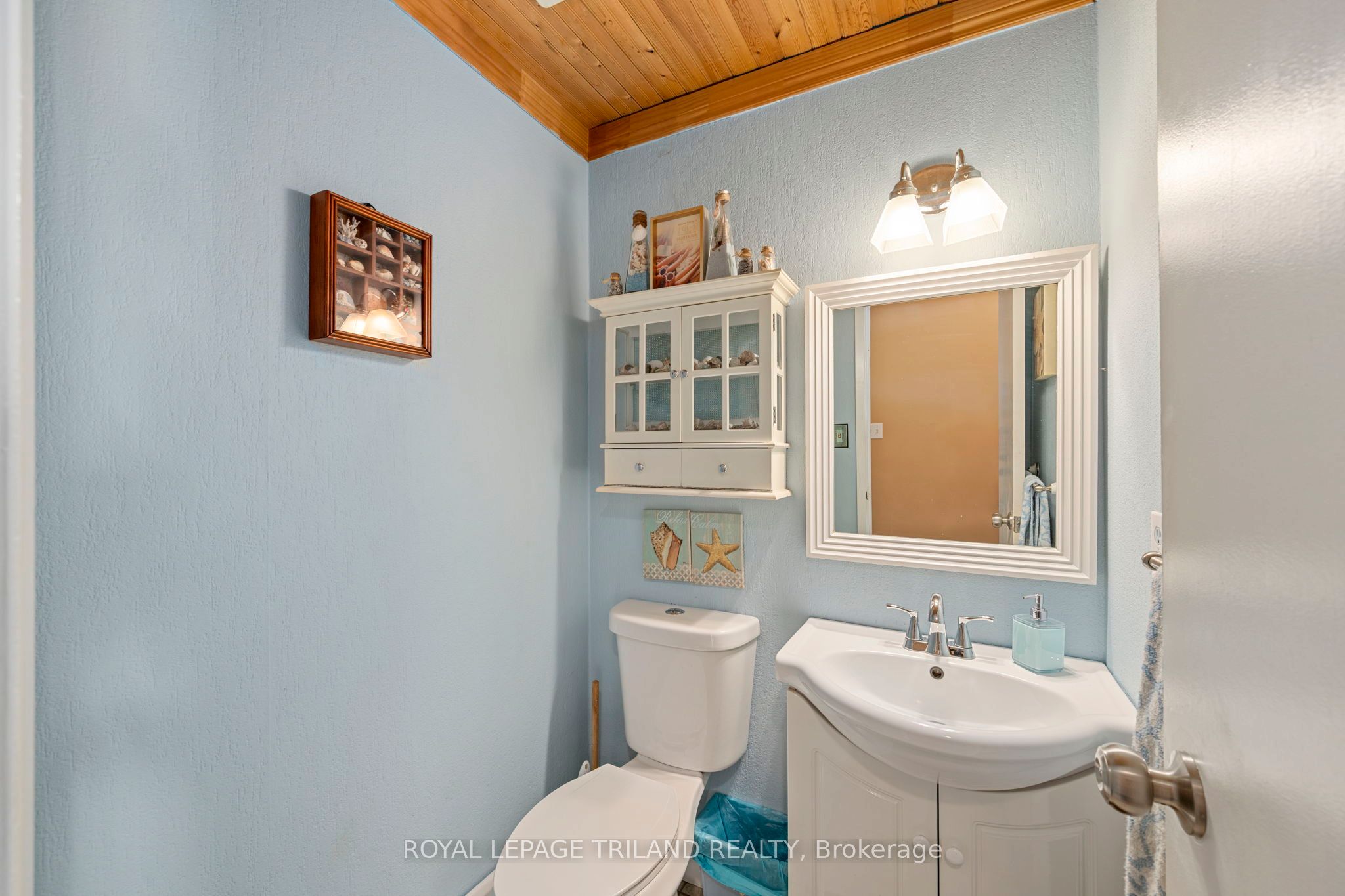 626 Wharncliffe Road S 28 Property Photo 6