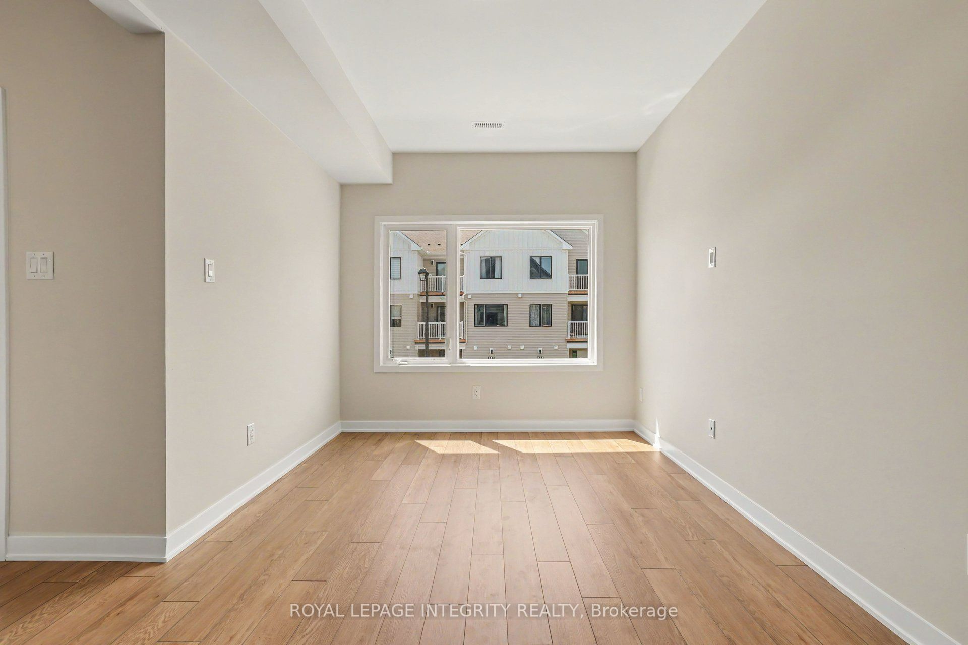 825 Demulcent Lane Property Photo 15