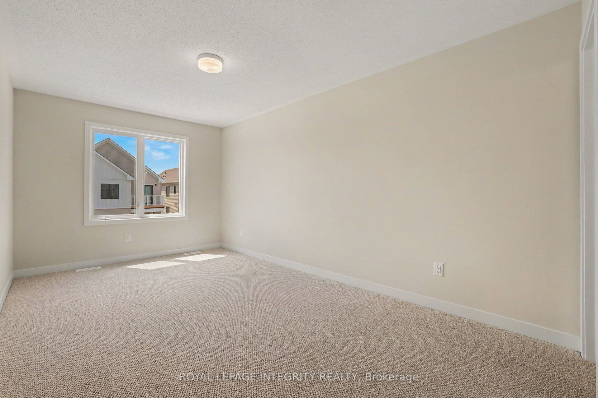 825 Demulcent Lane Property Photo 19