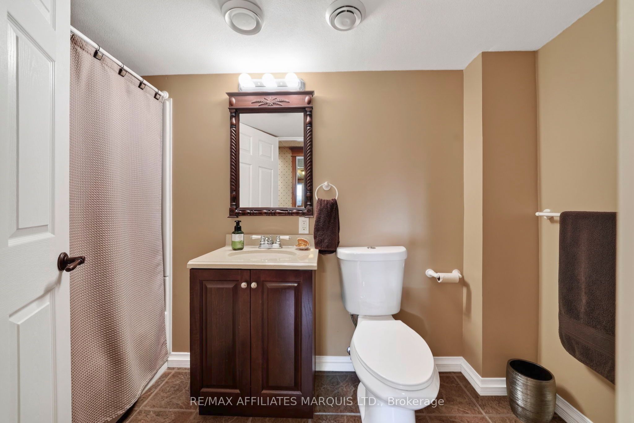 6242 Shannon Lane Property Photo 35