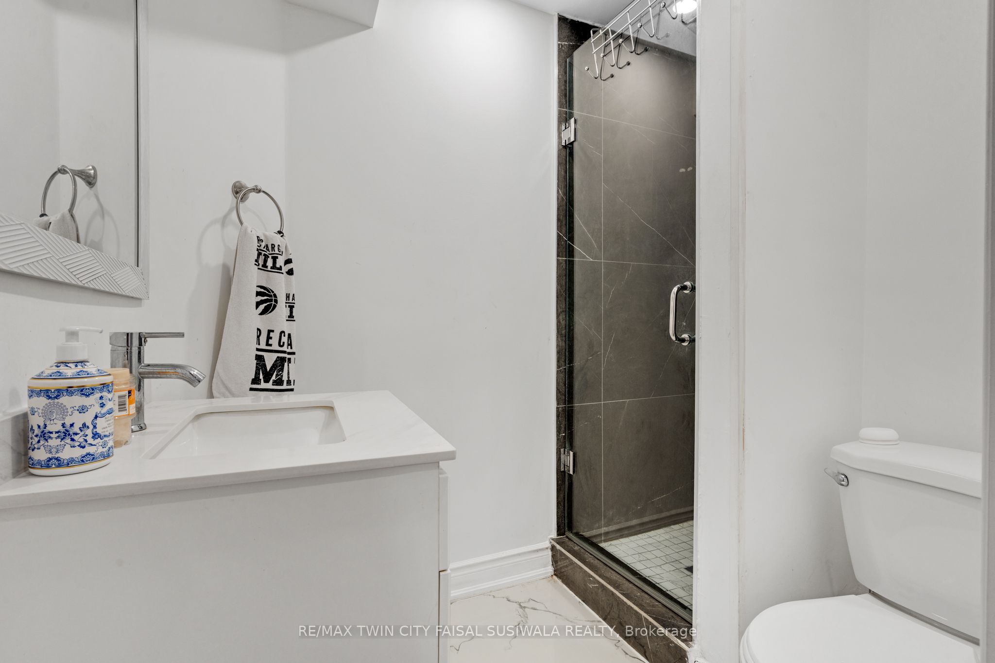 100 Anglerock Drive Property Photo 25