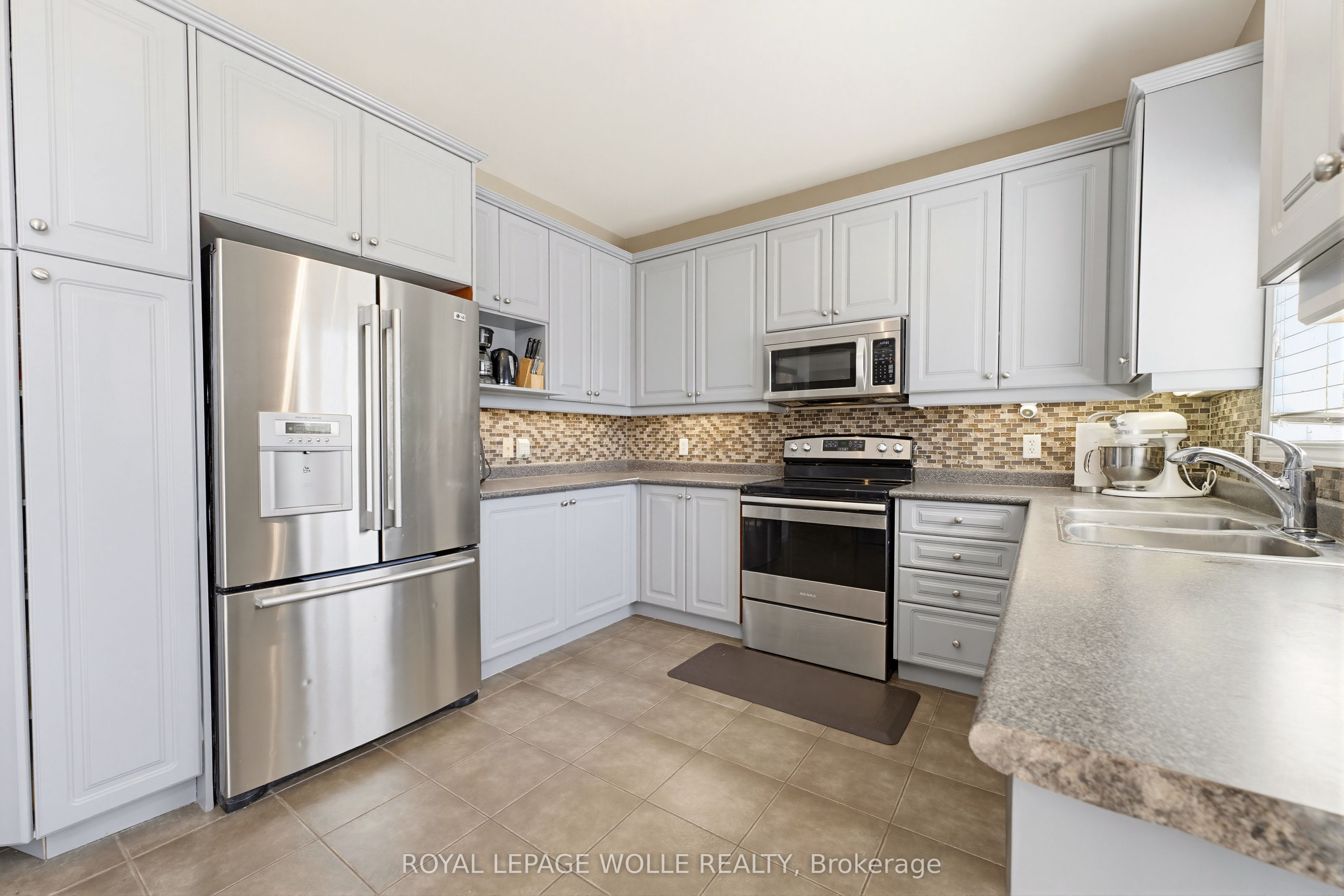 359 Pine Valley Drive Property Photo 14