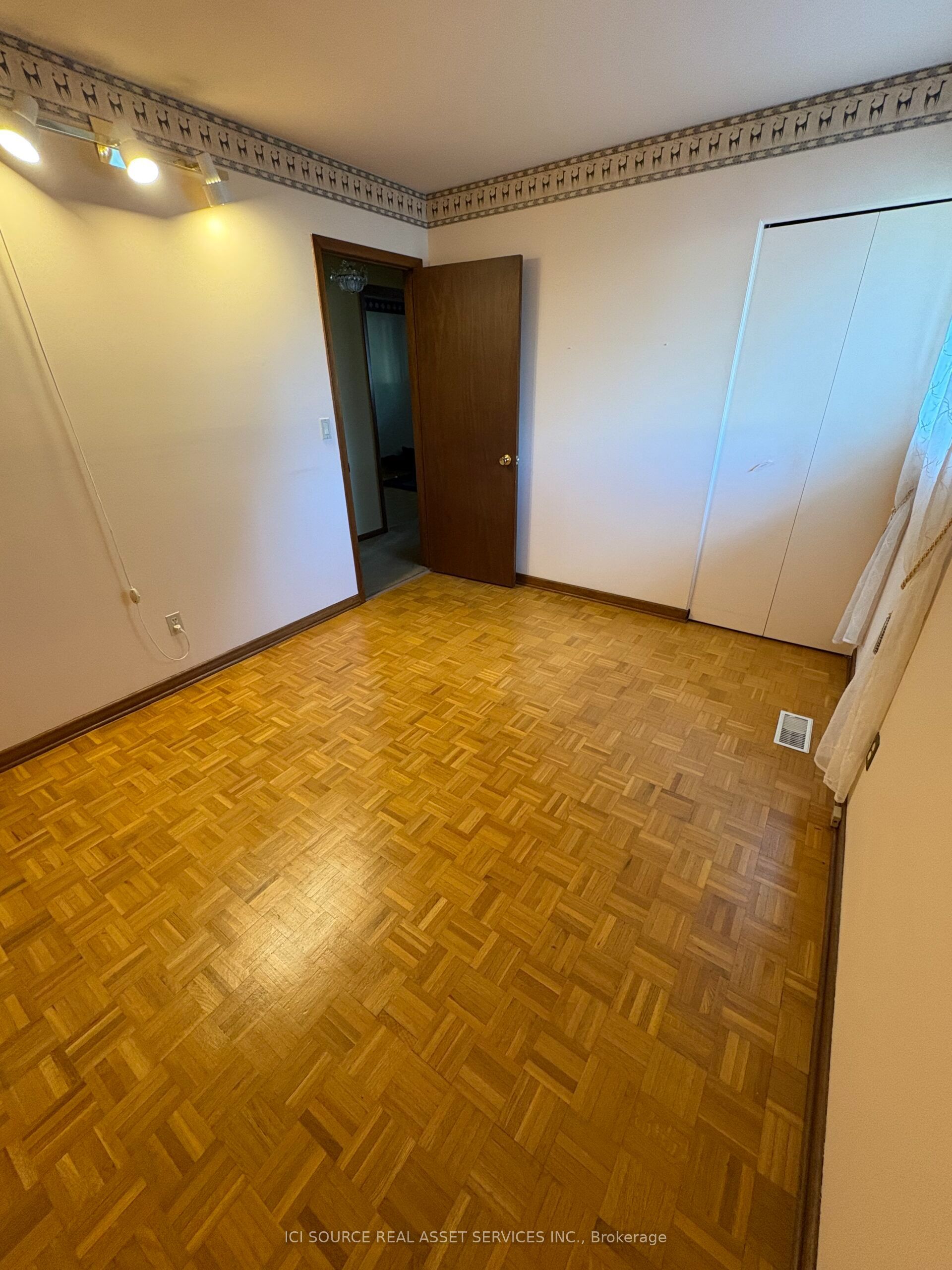 9440 Chestnut Drive Property Photo 16