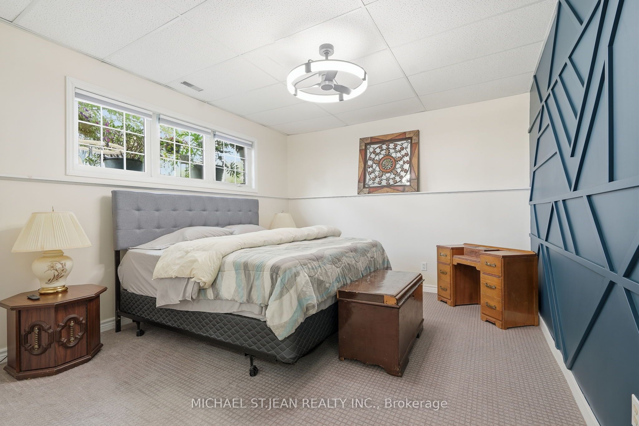 3557 Grimsby Road Property Photo 34